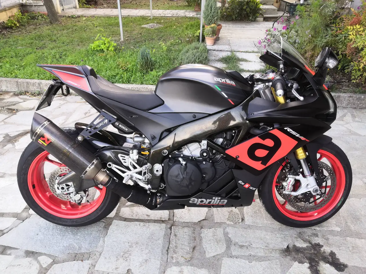 Aprilia RSV4
