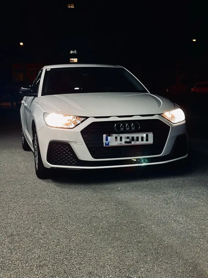 Audi A1 SB 1,0 TFSI Weiß - 1