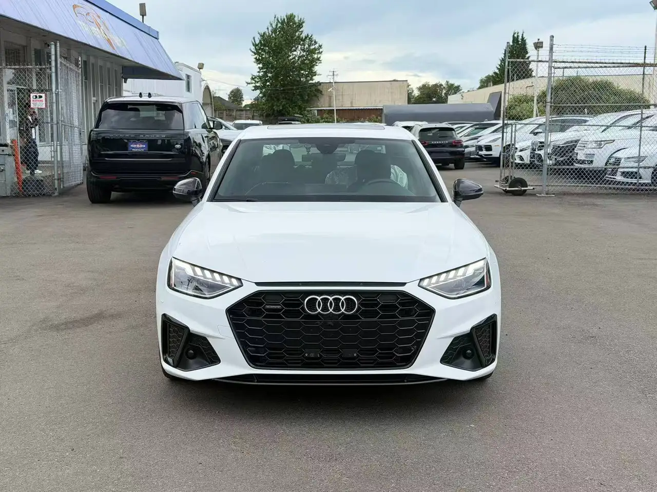 Audi A4 photo Audi A4