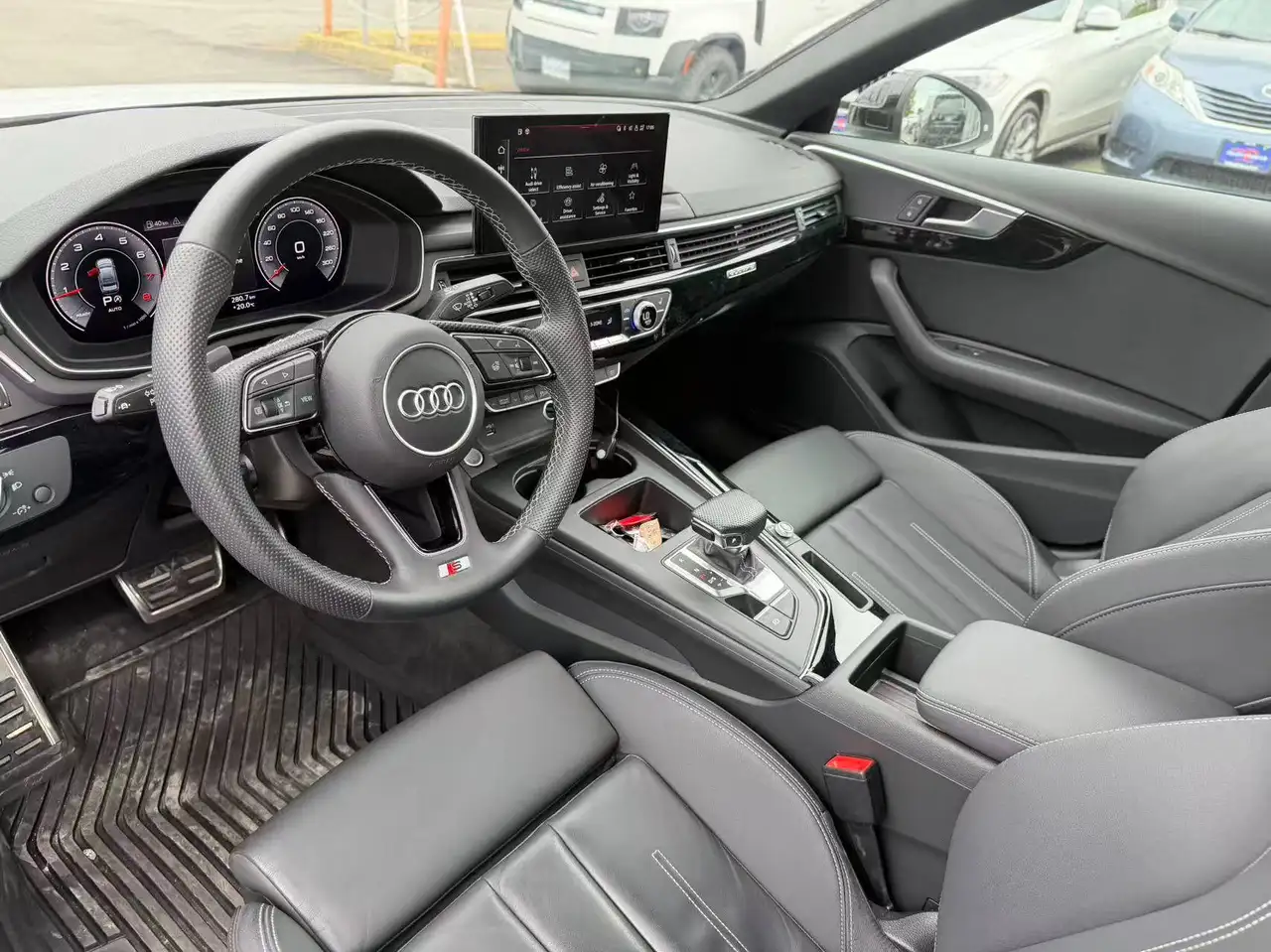 Audi A4 photo Audi A4