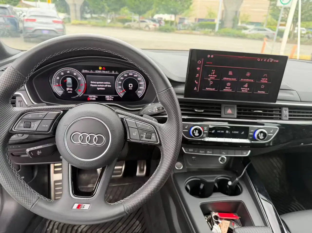 Audi A4 photo Audi A4