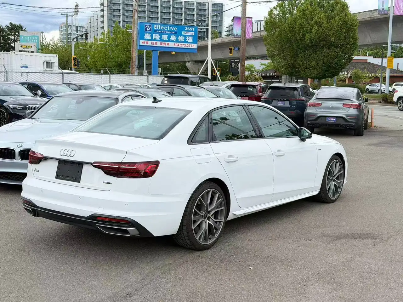 Audi A4 photo Audi A4