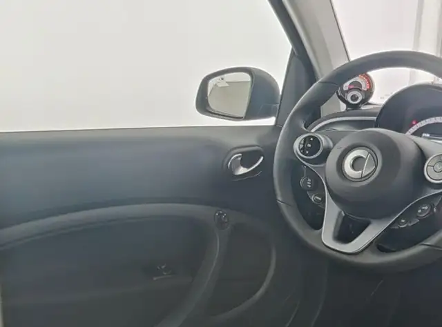 Smart Fortwo view 10