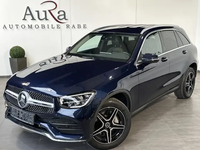 Mercedes-Benz GLC view 2