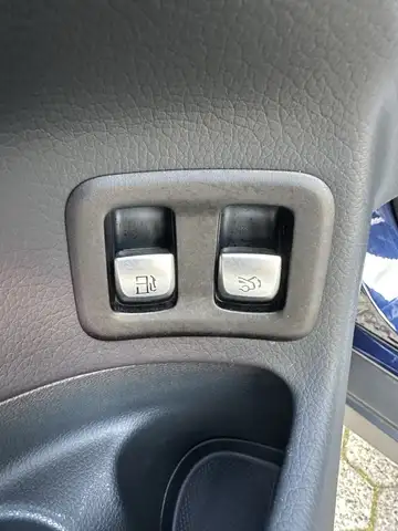 Mercedes-Benz GLC view 21