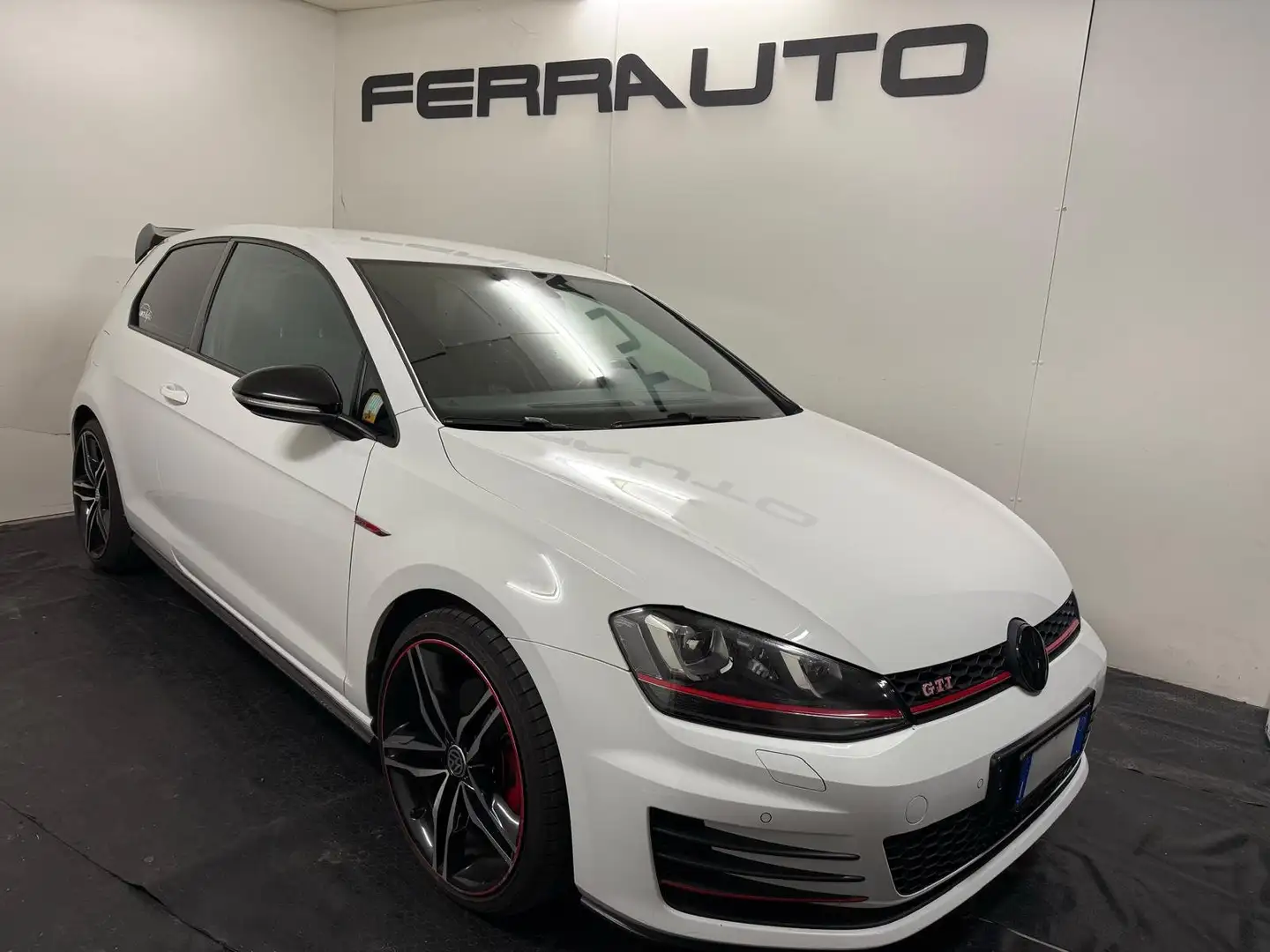 Volkswagen Golf GTI Golf 3p 2.0 tsi Gti Blanc - 1