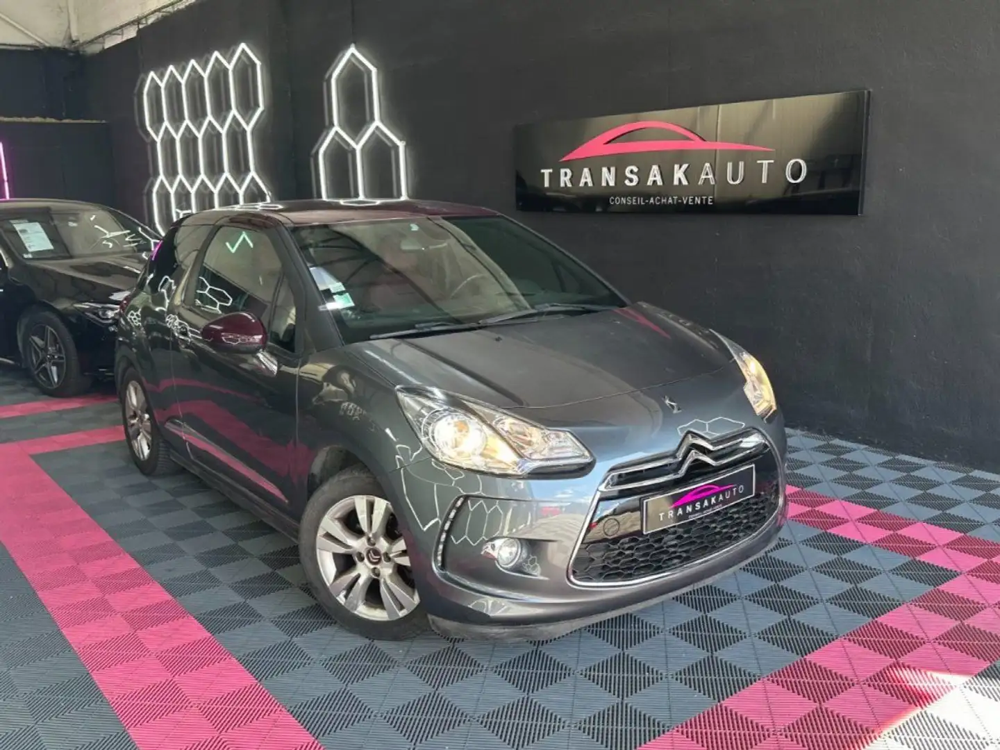 Citroen DS3 So Chic 1.6L VTi 120 ch - Radar AR - Clim Automati Gris - 1