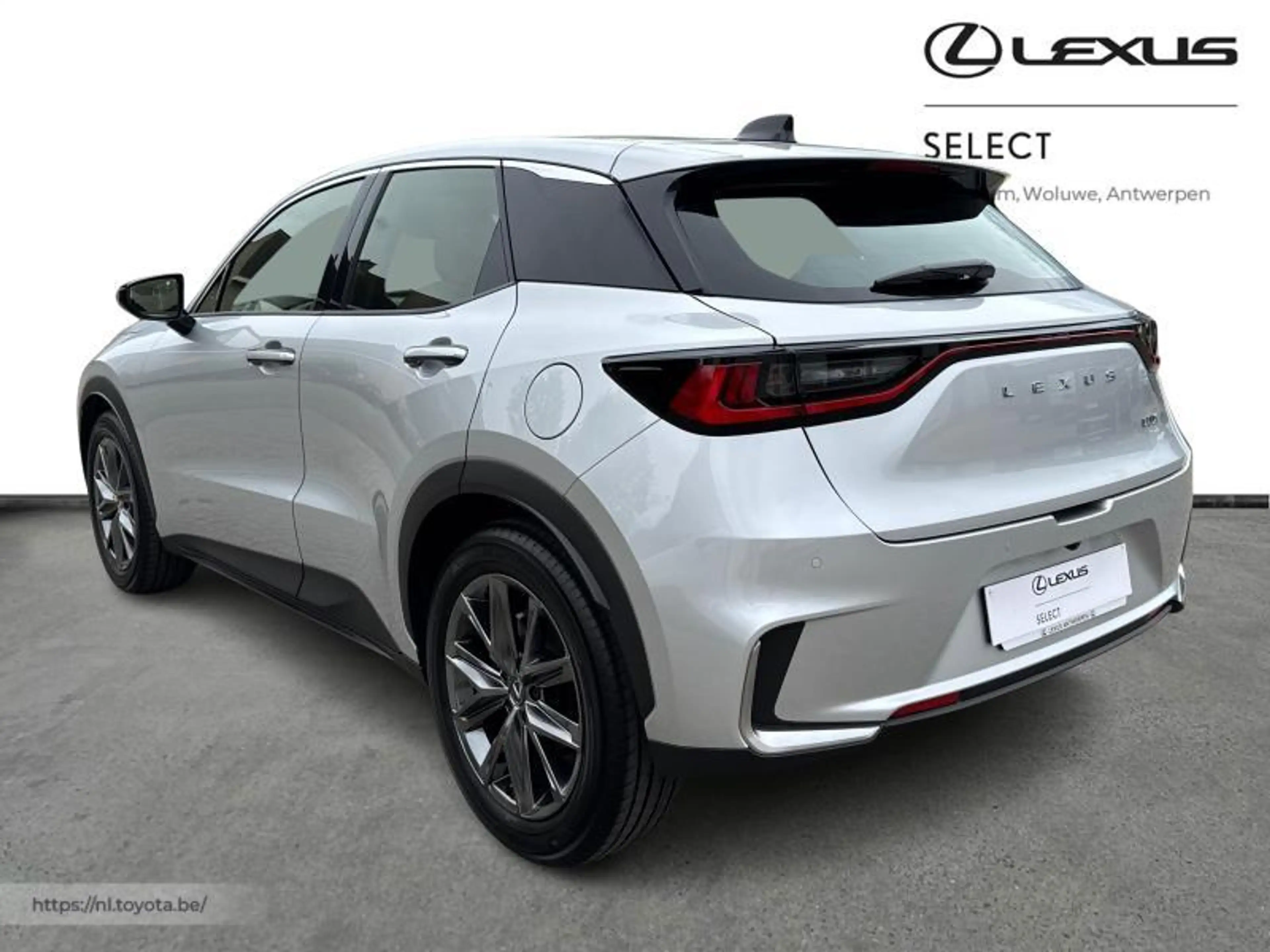 Lexus LBX Elegant + Executive Pack — photo 2