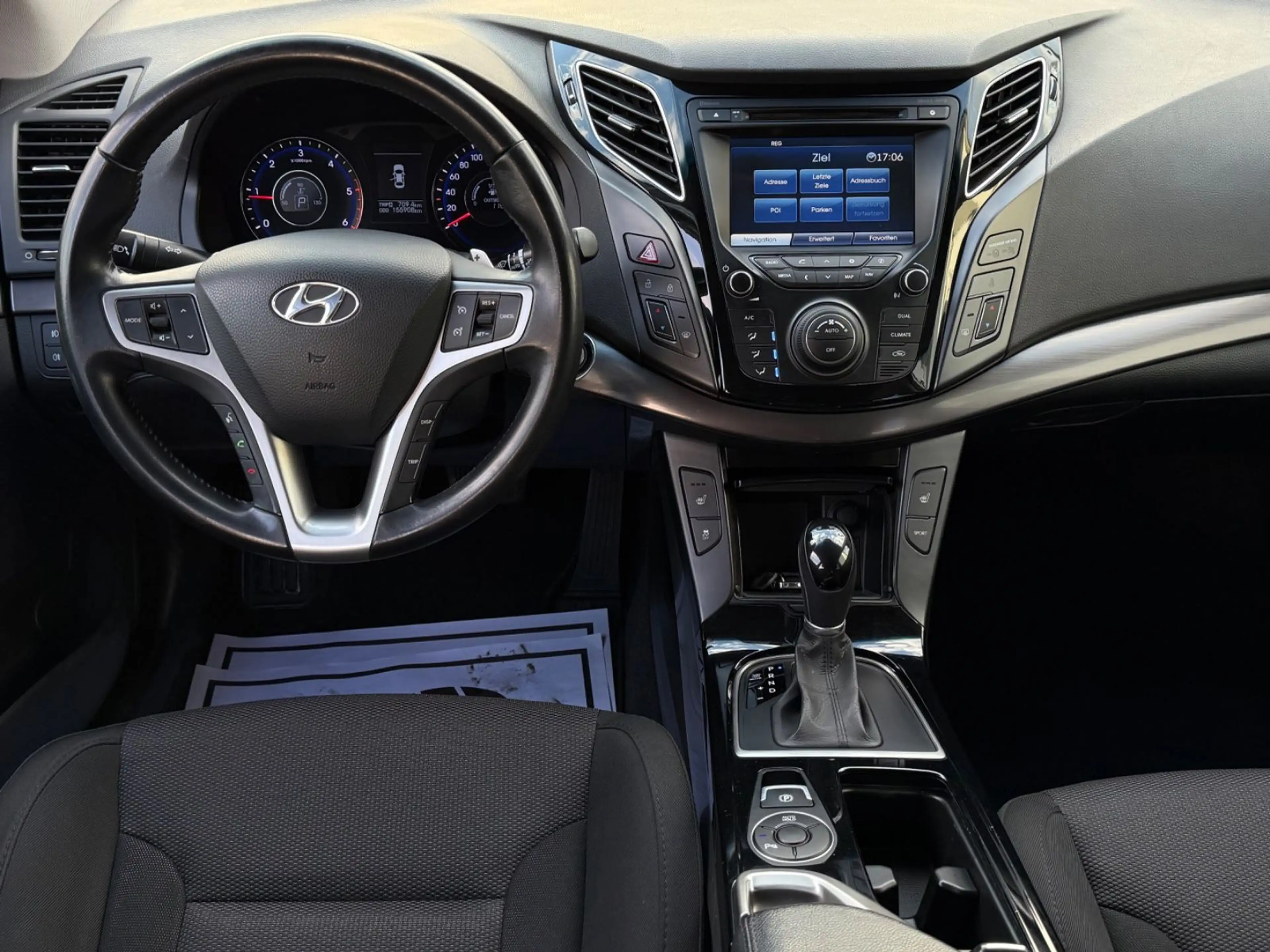 Hyundai i40 cw Style AUTOMATIK! VOLL-AUSTATTUNG! TOP! — photo 13