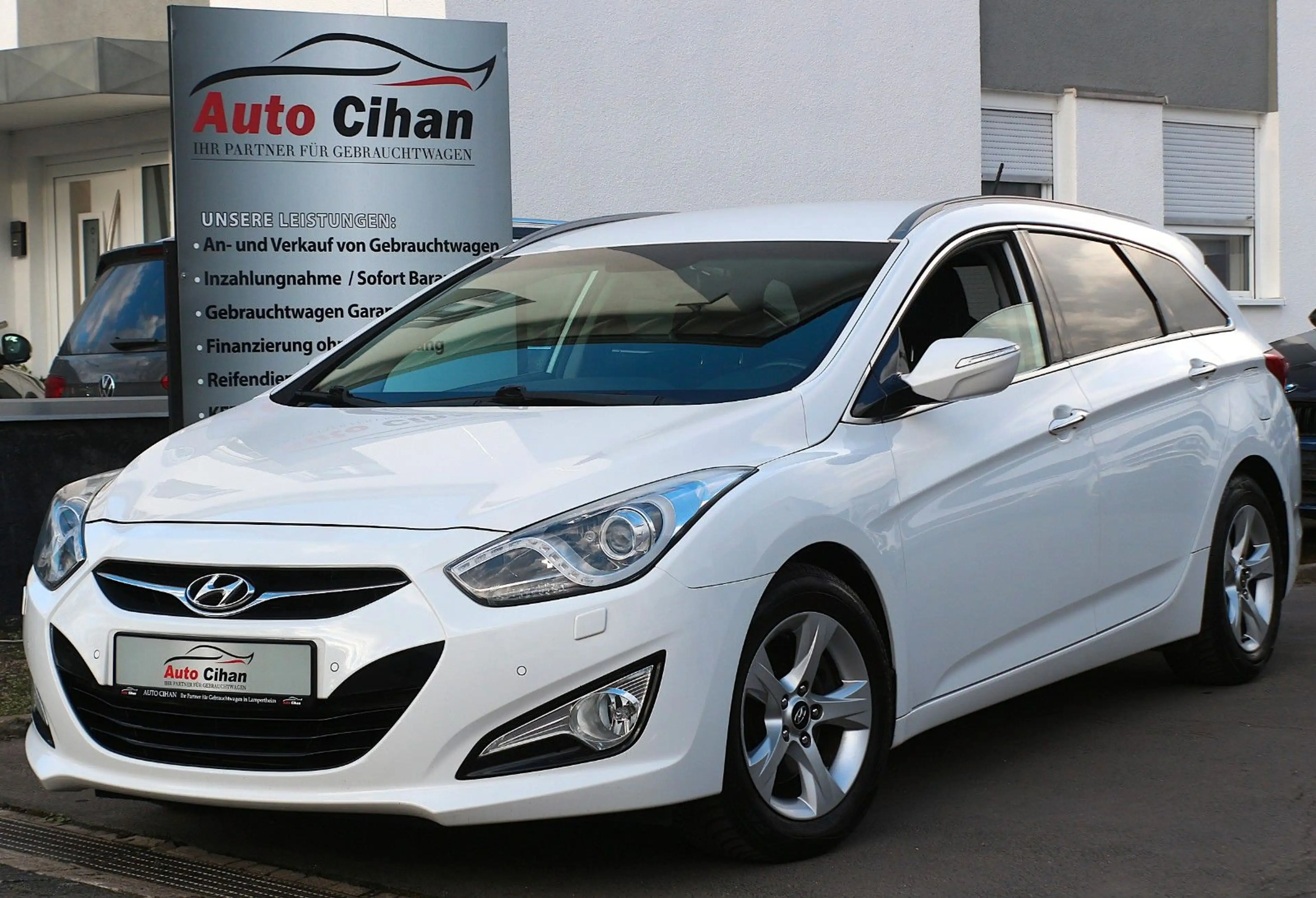 Hyundai i40 cw Style AUTOMATIK! VOLL-AUSTATTUNG! TOP!