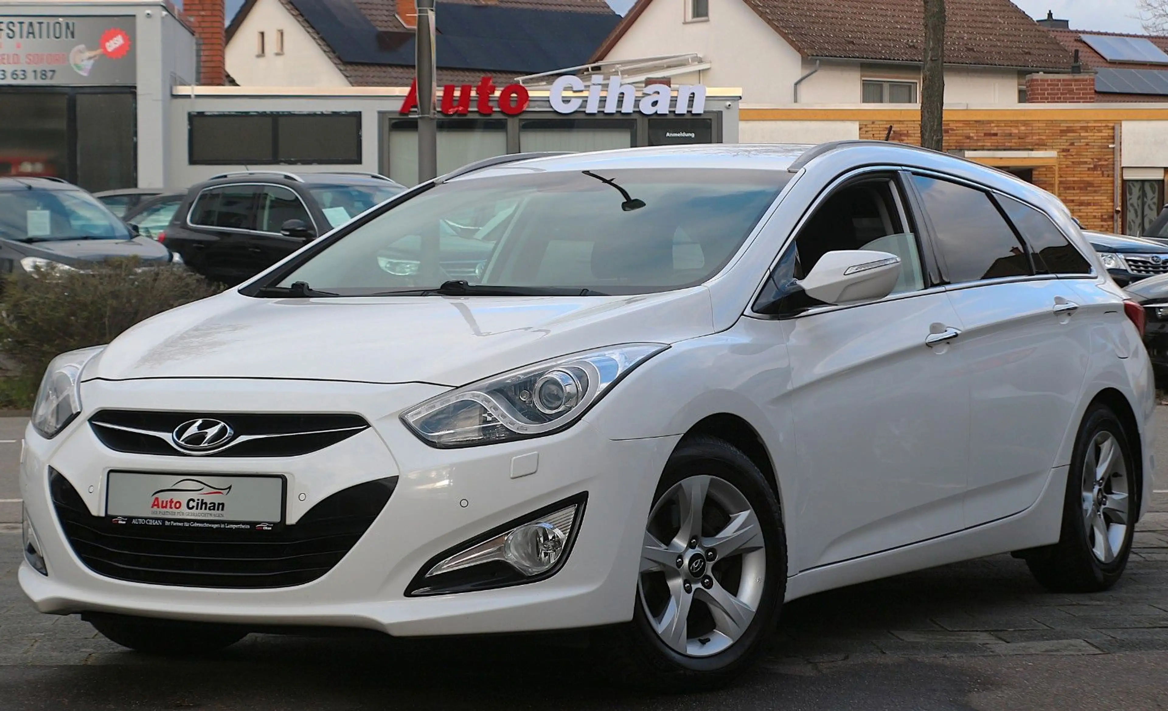 Hyundai i40 cw Style AUTOMATIK! VOLL-AUSTATTUNG! TOP! — photo 2