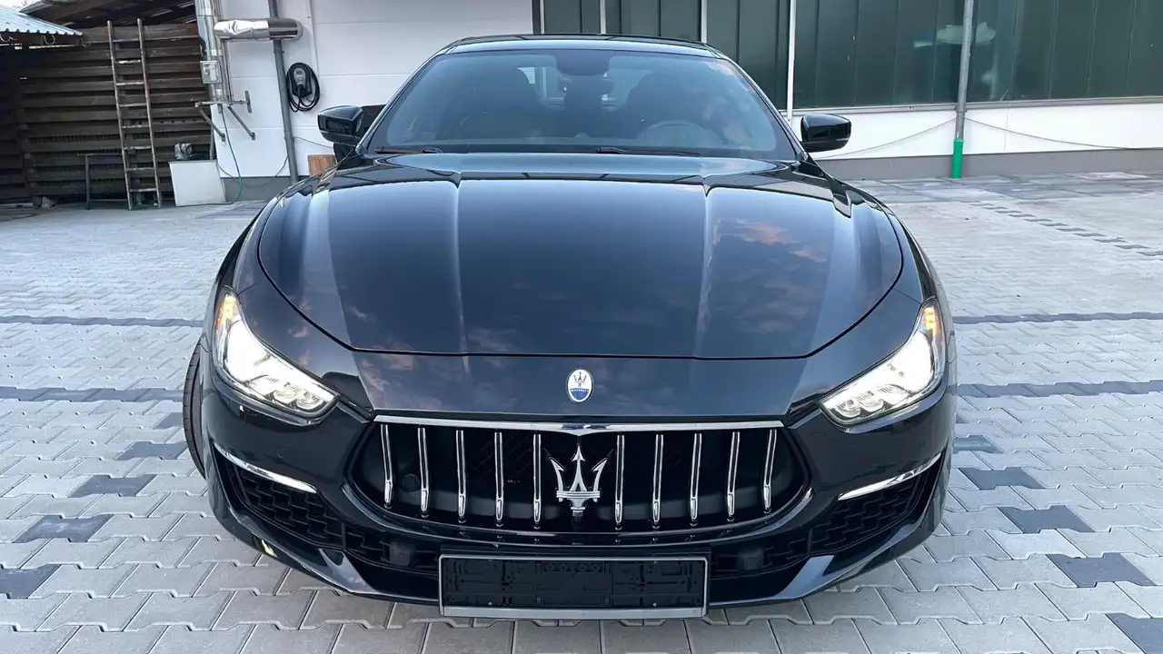 Maserati Ghibli 2021