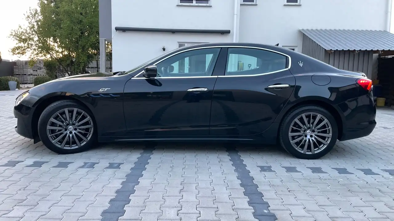 Maserati Ghibli 2021