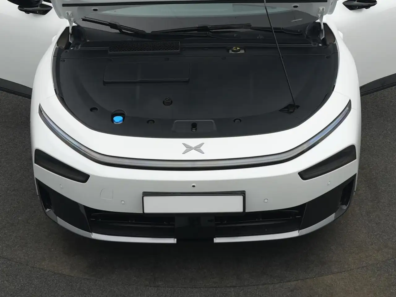 XPENG P7