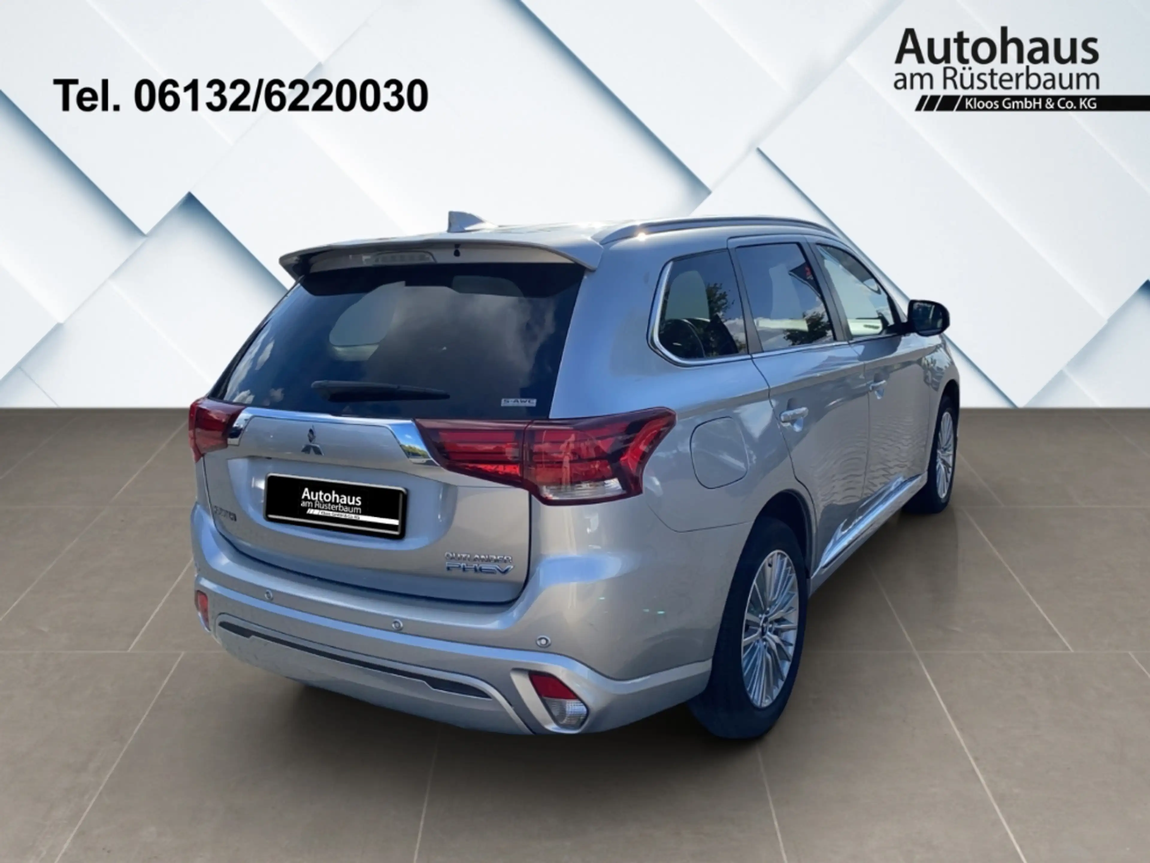 Mitsubishi Outlander PLUS FA-P StandHZG Leder LED ACC El. Heckklappe Ap — photo 6