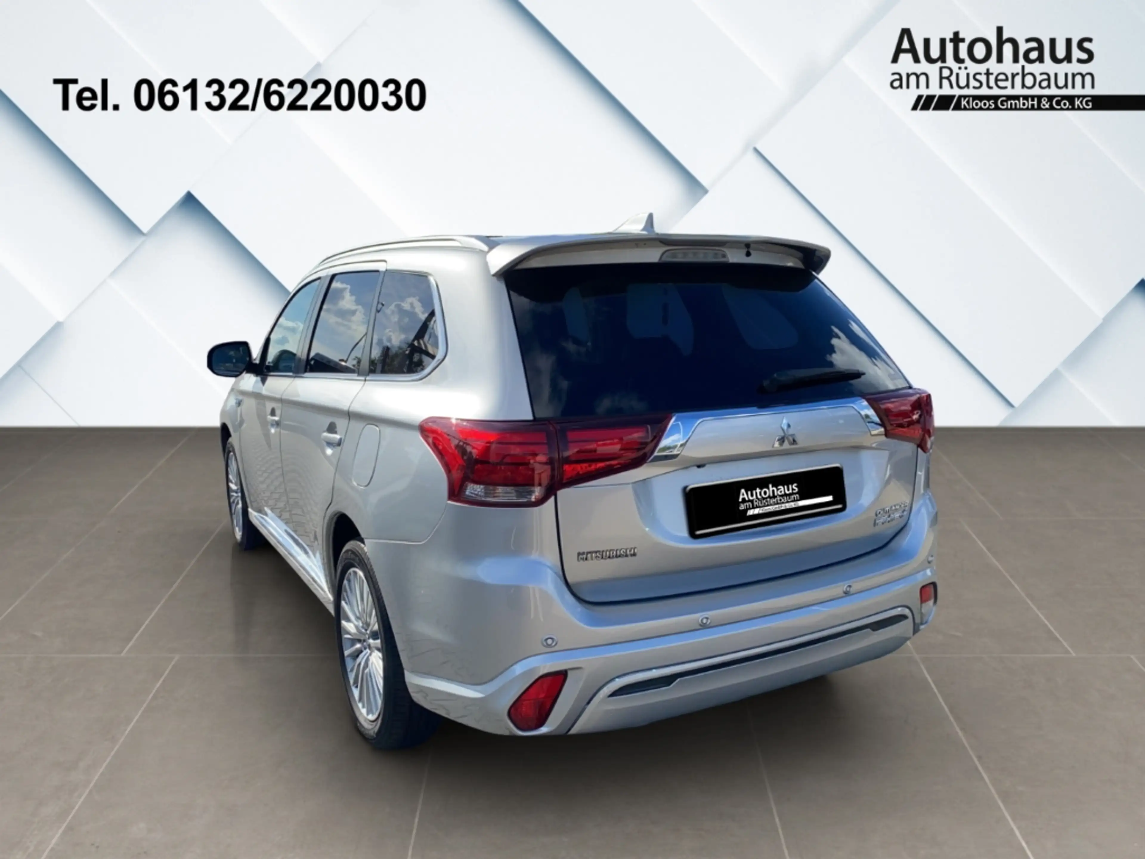 Mitsubishi Outlander PLUS FA-P StandHZG Leder LED ACC El. Heckklappe Ap — photo 4