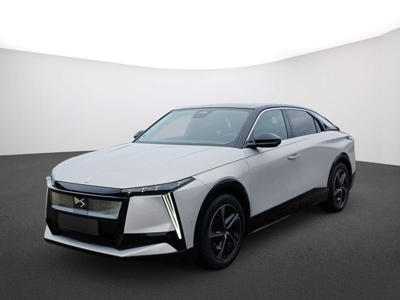 DS Automobiles N°8 Jules Verne FWD LONG RANGE 245 PS — photo 3