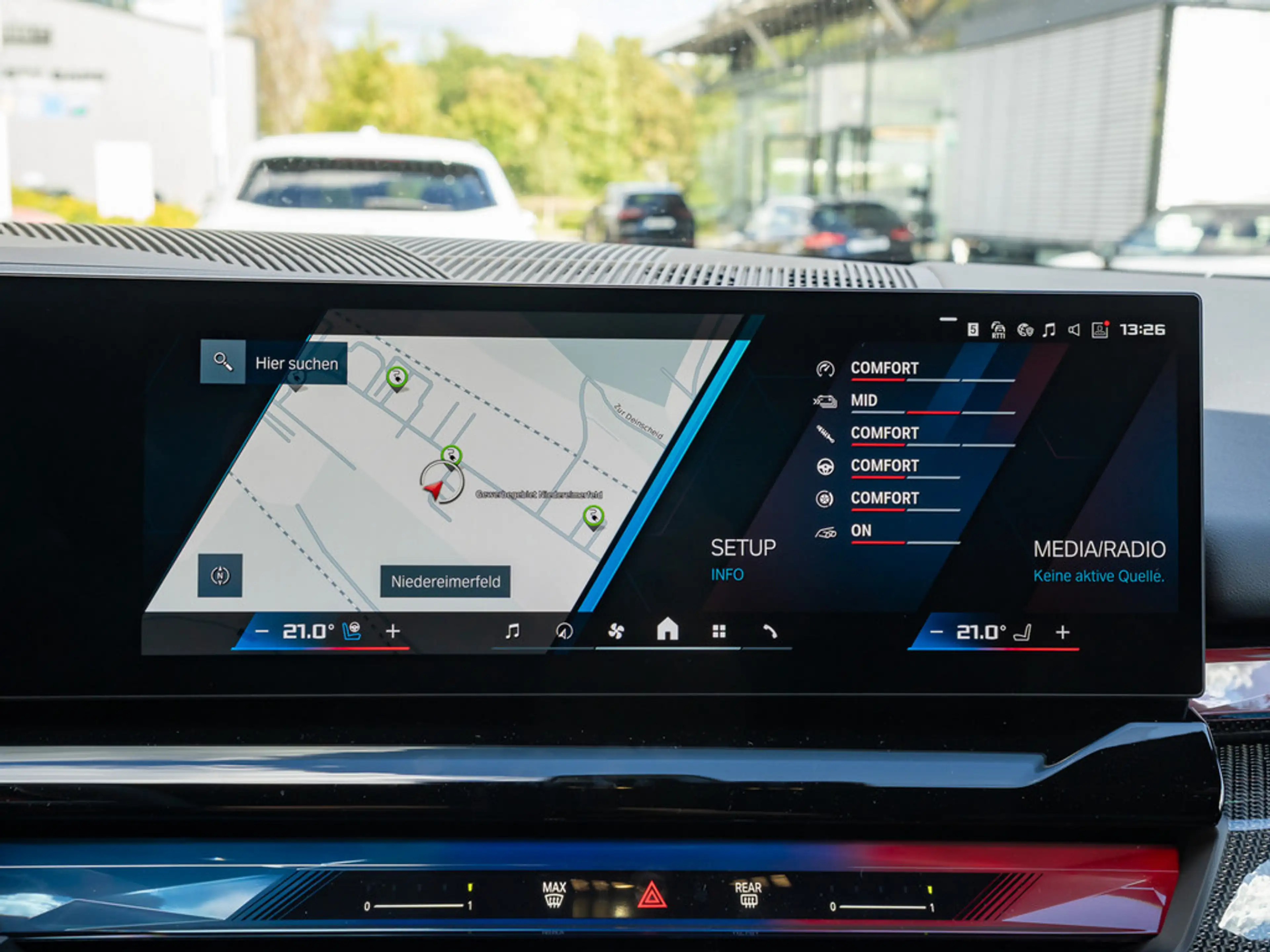BMW M5 Touring Ultimate package 360° PANO LED ACC — photo 14