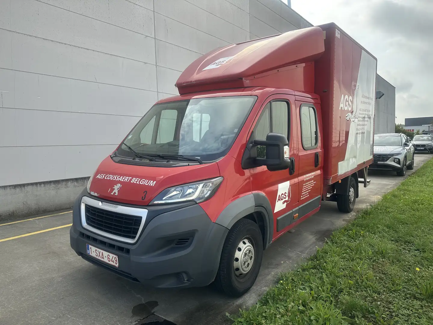 Peugeot Boxer 2.0 BlueHDi 163CV CAISSON 6 PLACES EXPORT 6000€ Rood - 2