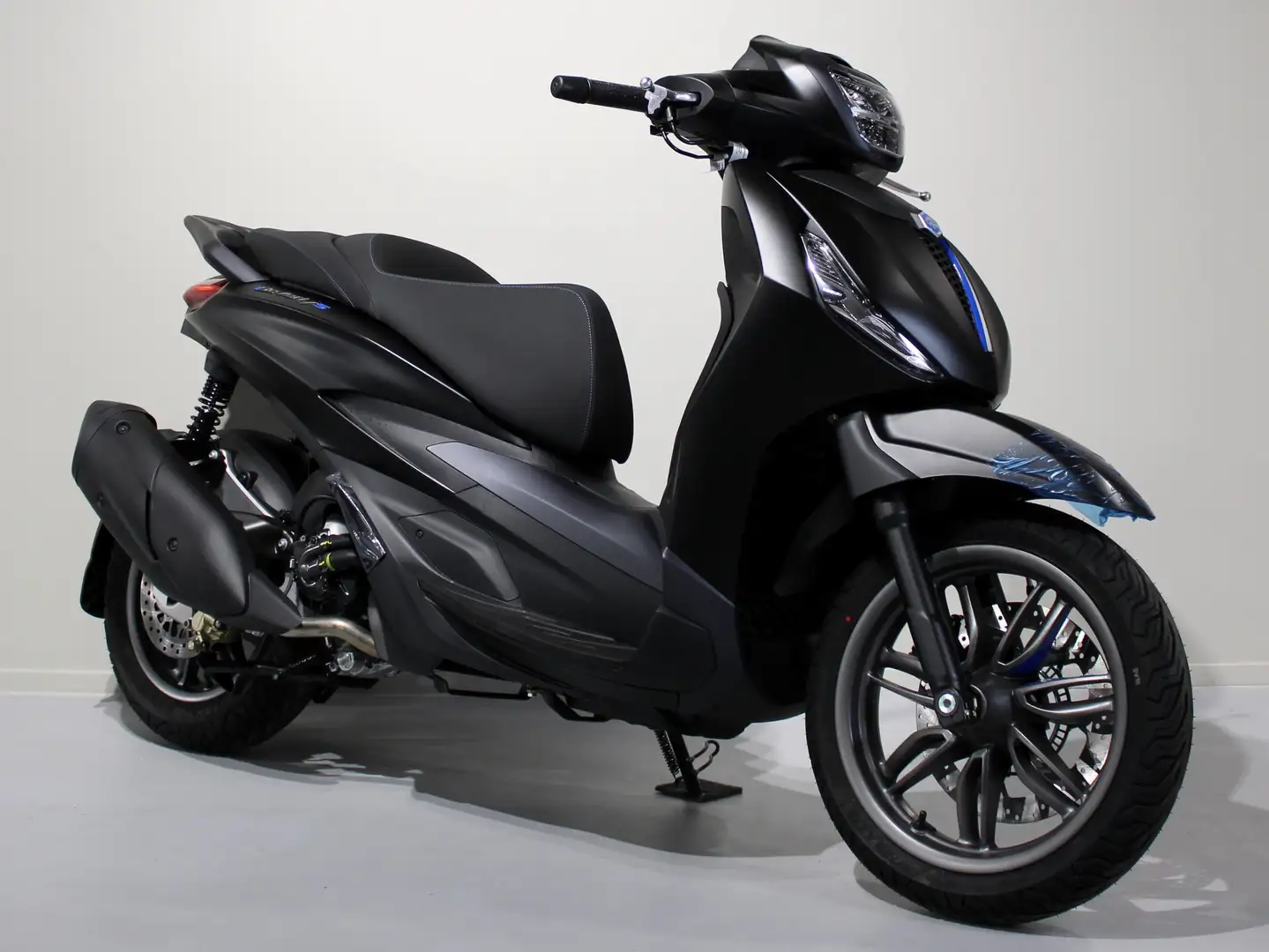 Piaggio Beverly 300 S - 2