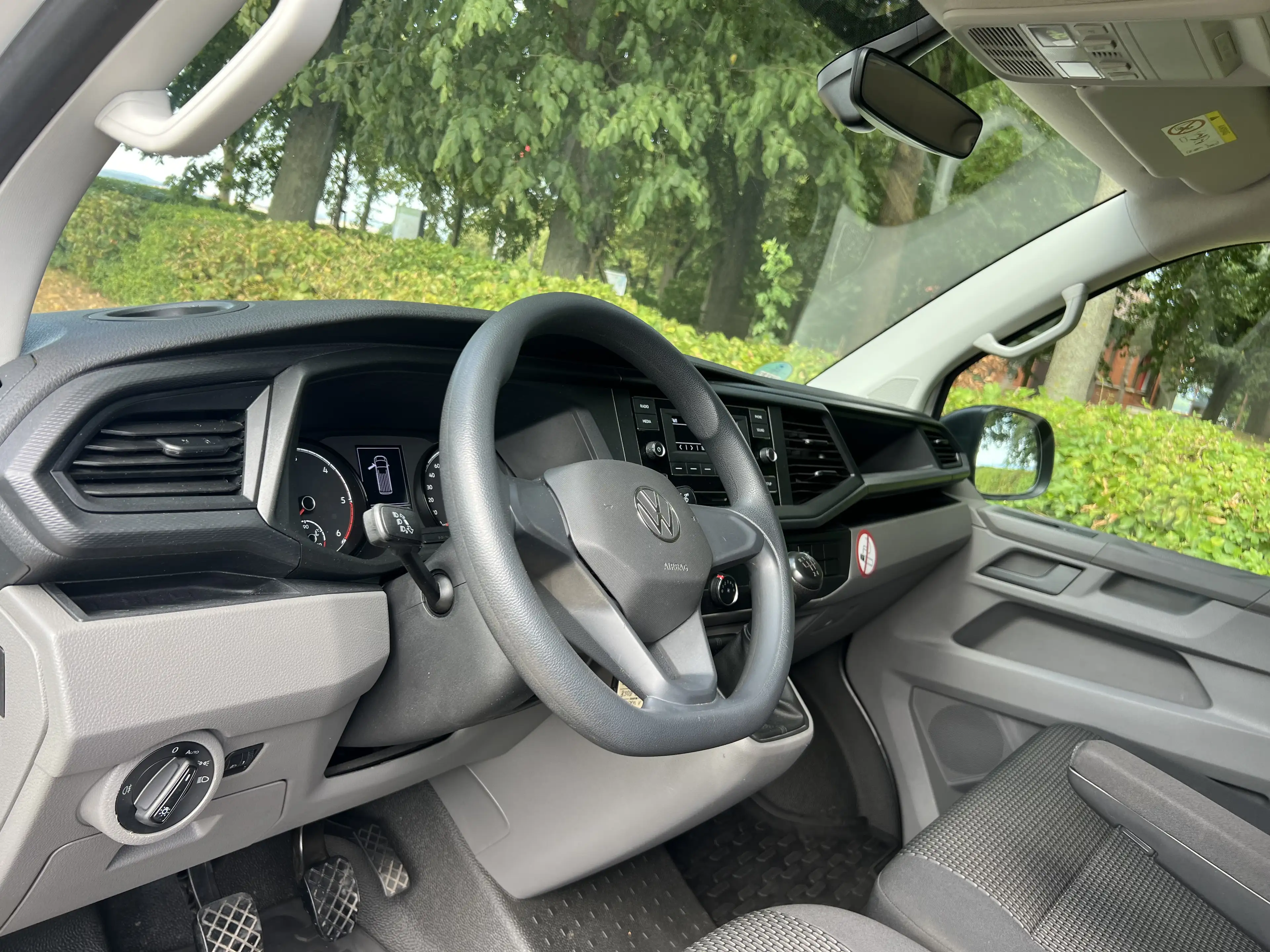 Volkswagen T6.1 Transporter Transporter T6.1 TDI BJ.: 2022, Top gepflegt!!! Mw — photo 10