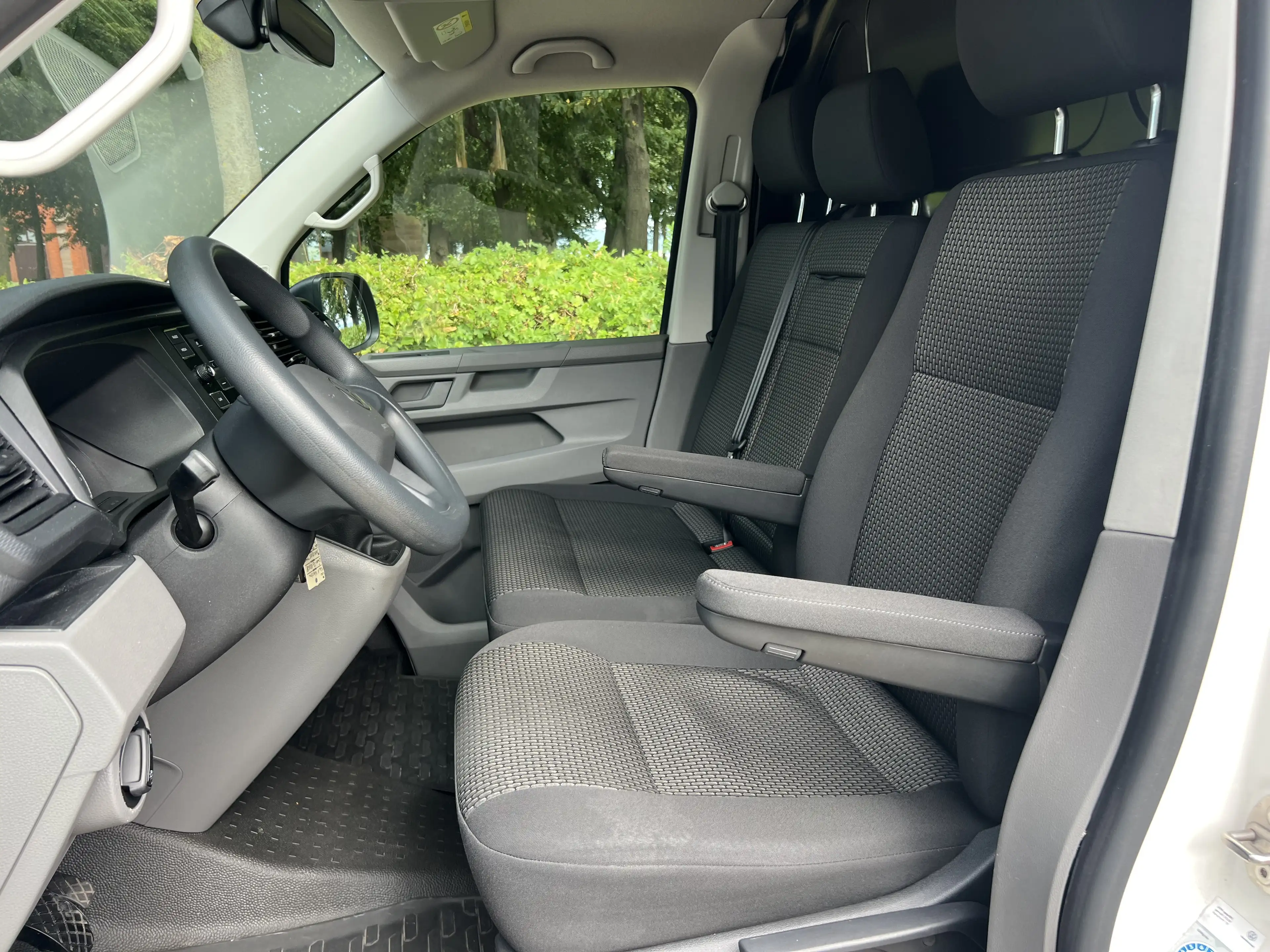 Volkswagen T6.1 Transporter Transporter T6.1 TDI BJ.: 2022, Top gepflegt!!! Mw — photo 11
