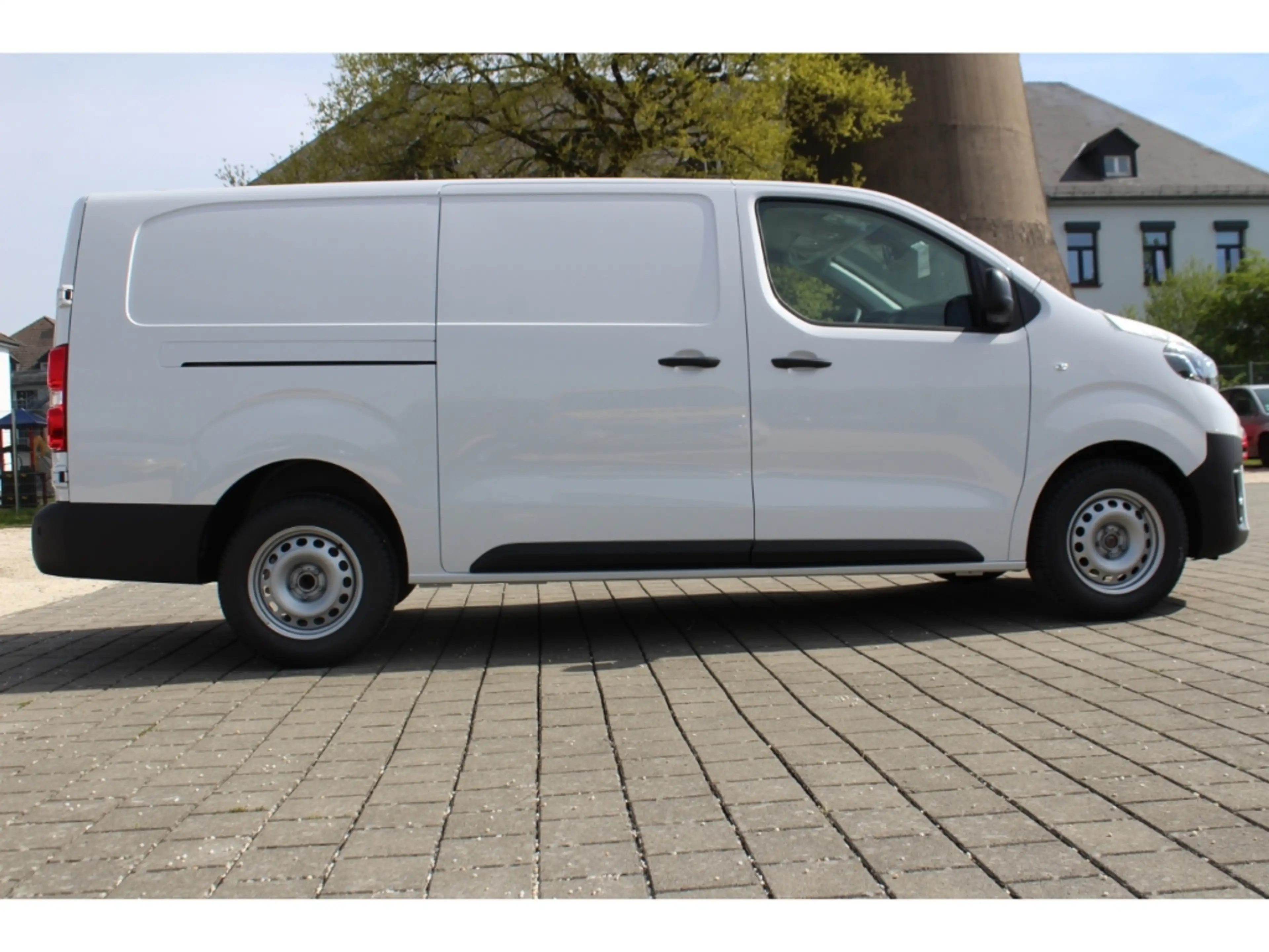 Toyota Proace Kasten L2 verblecht Meister 4-türig 2.0 106 KW (14 — photo 7
