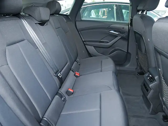 Audi A6 E-Tron view 8