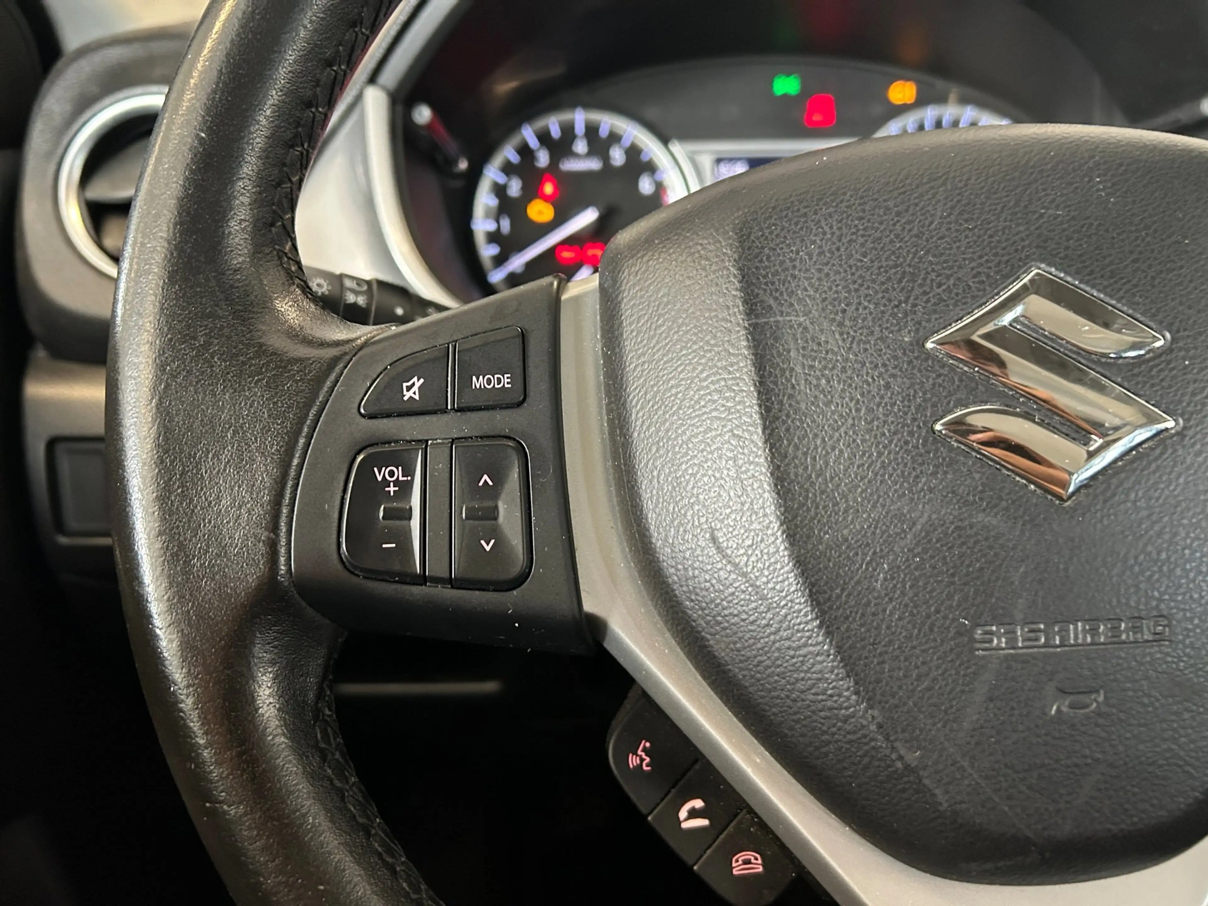Suzuki Vitara 1.6 High Executive Outdoor|Navi| Carplay| Pano-dak — photo 14
