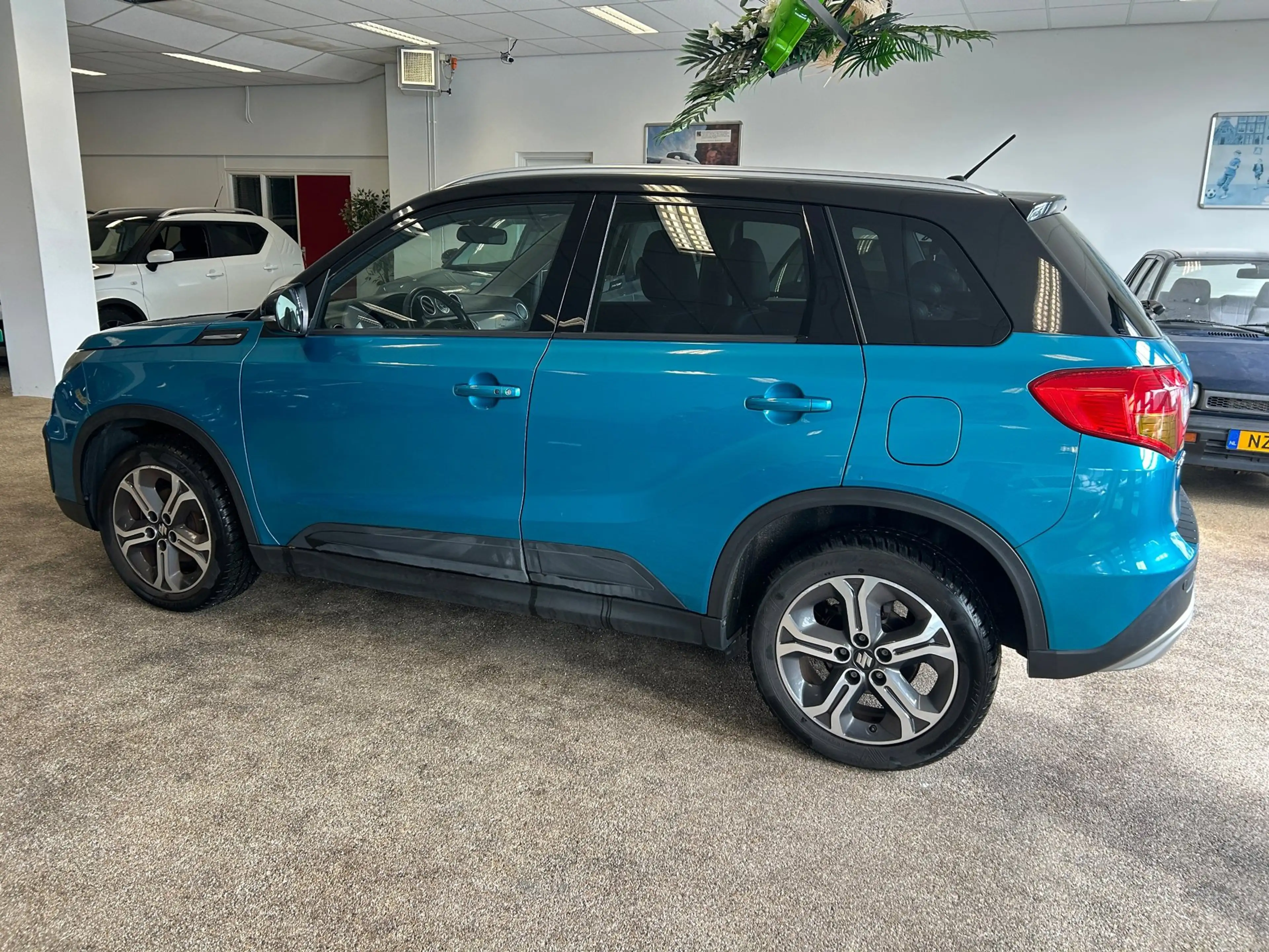 Suzuki Vitara 1.6 High Executive Outdoor|Navi| Carplay| Pano-dak — photo 4