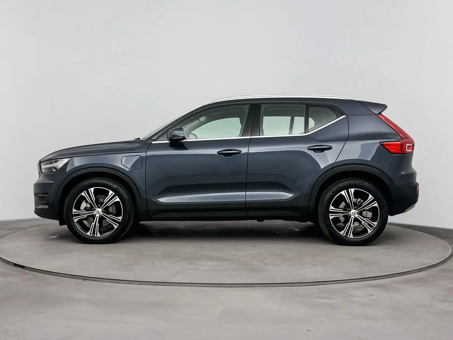 Volvo XC40 1.5 T5 RECHARGE INSCRIPTION *| 19'' LM VELGEN | HA Blauw - 2