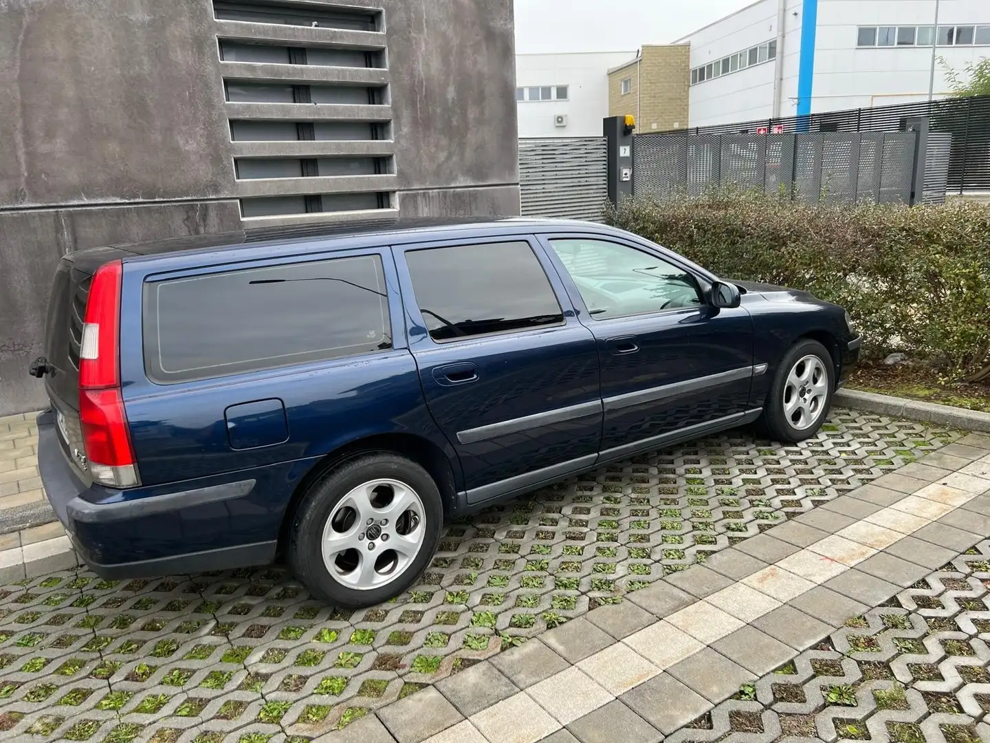 Volvo V70 2.4 d5 - 2