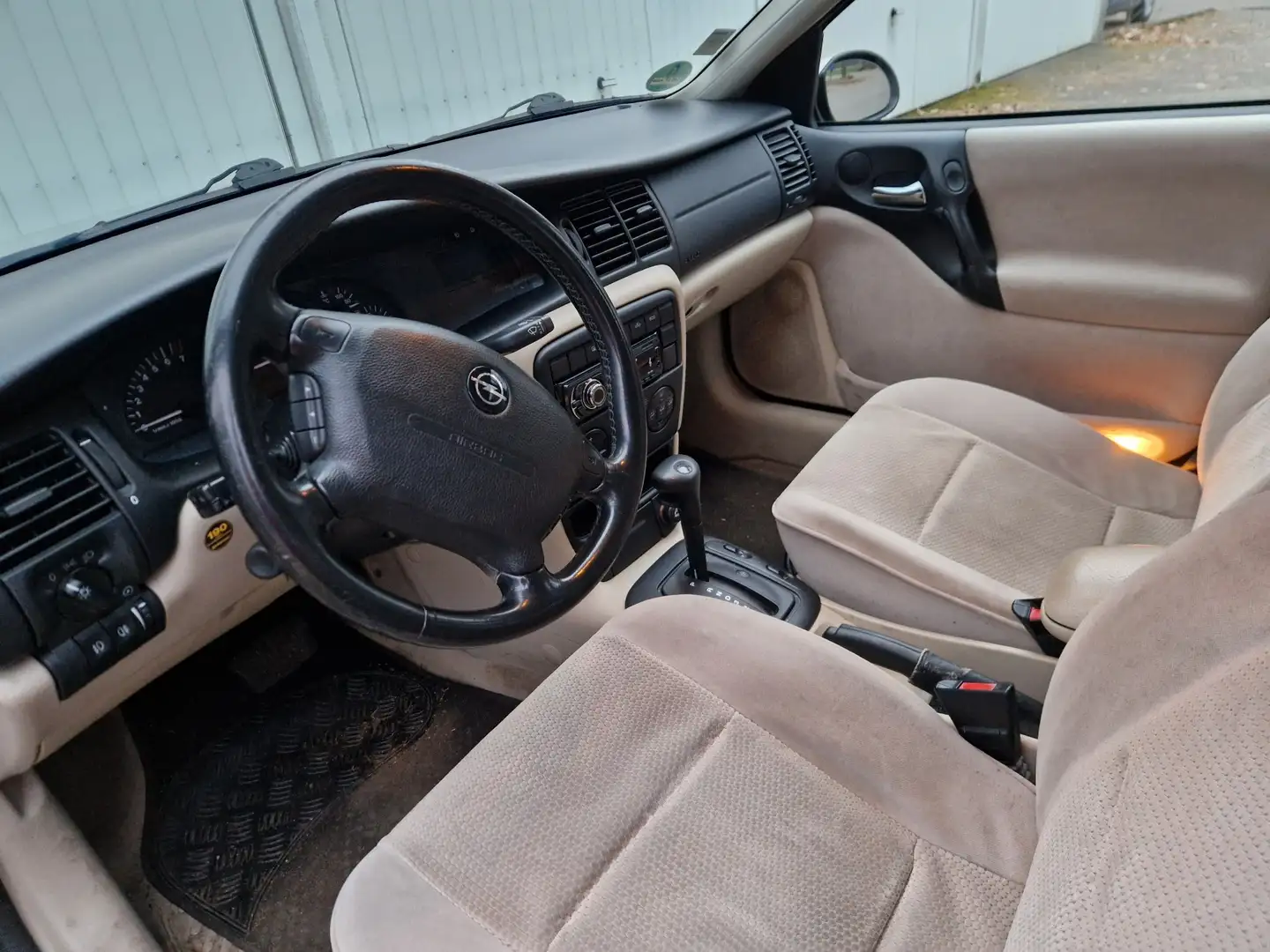 Opel Vectra 2.2 16v Elegance Aut. - 2
