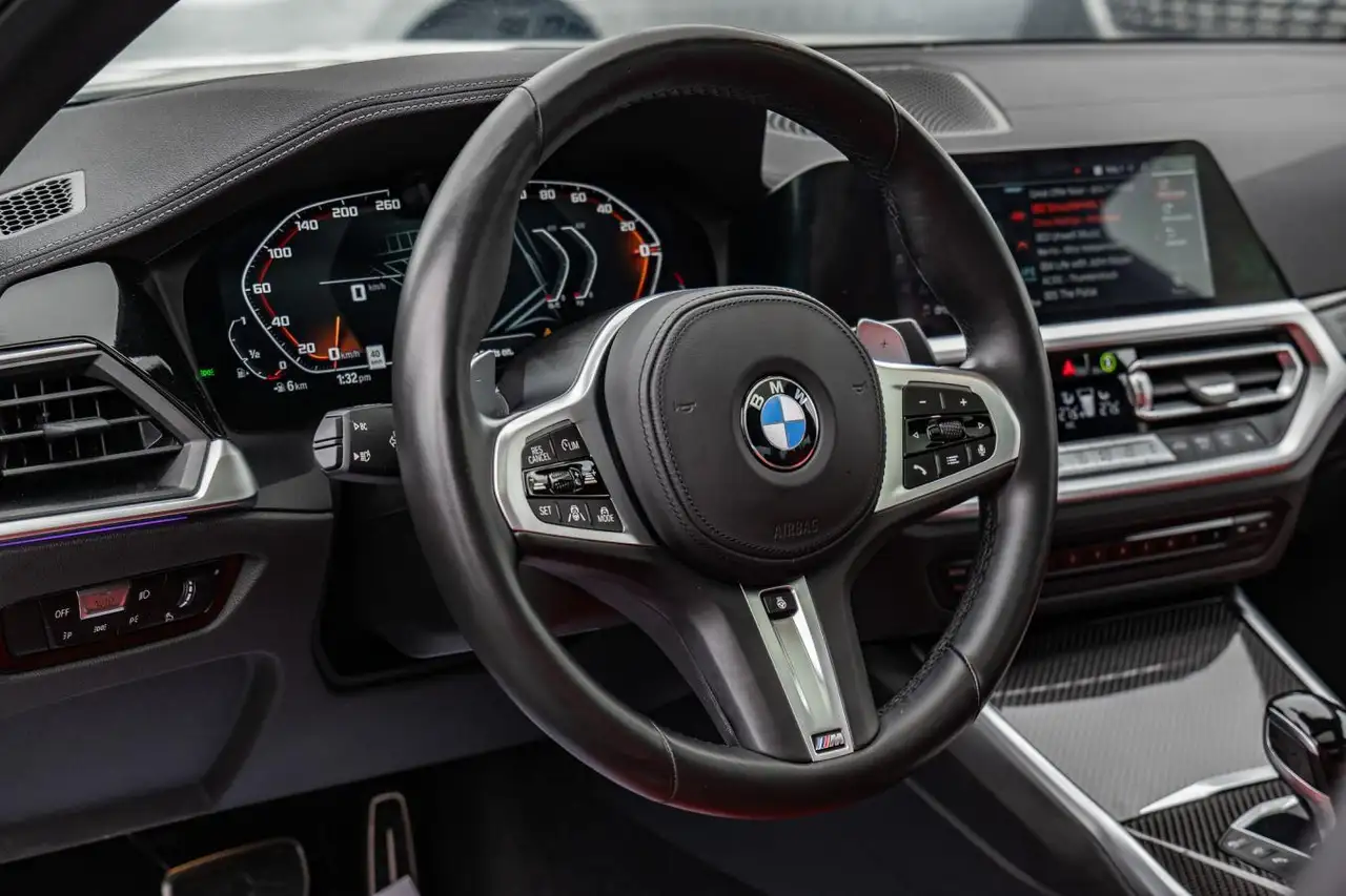 BMW 3 Series снимка BMW 3 Series