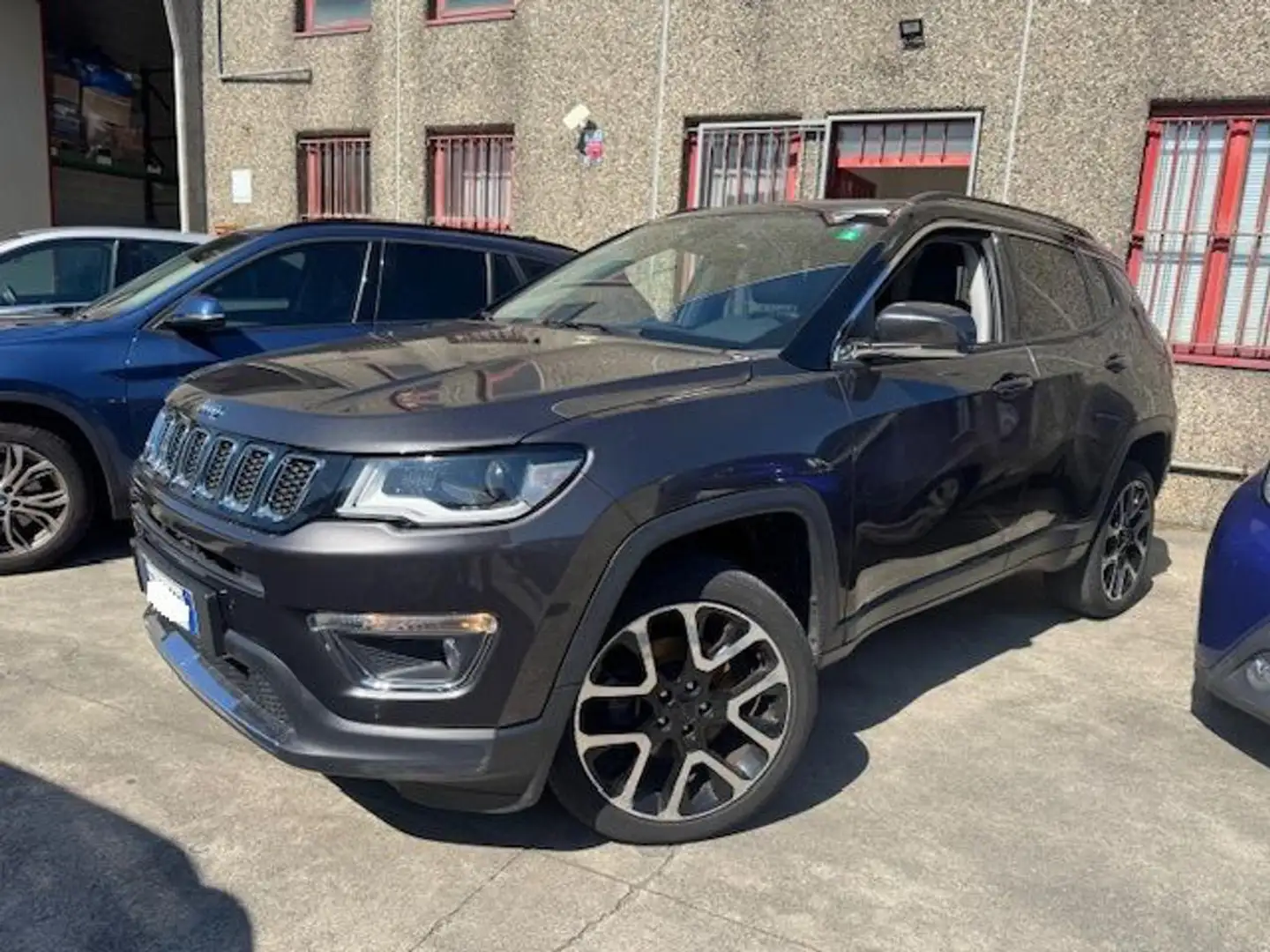 Jeep Compass 2.0 Mjet II 170CV aut 4WD Limited TETTO PANORAMICO Gri - 2