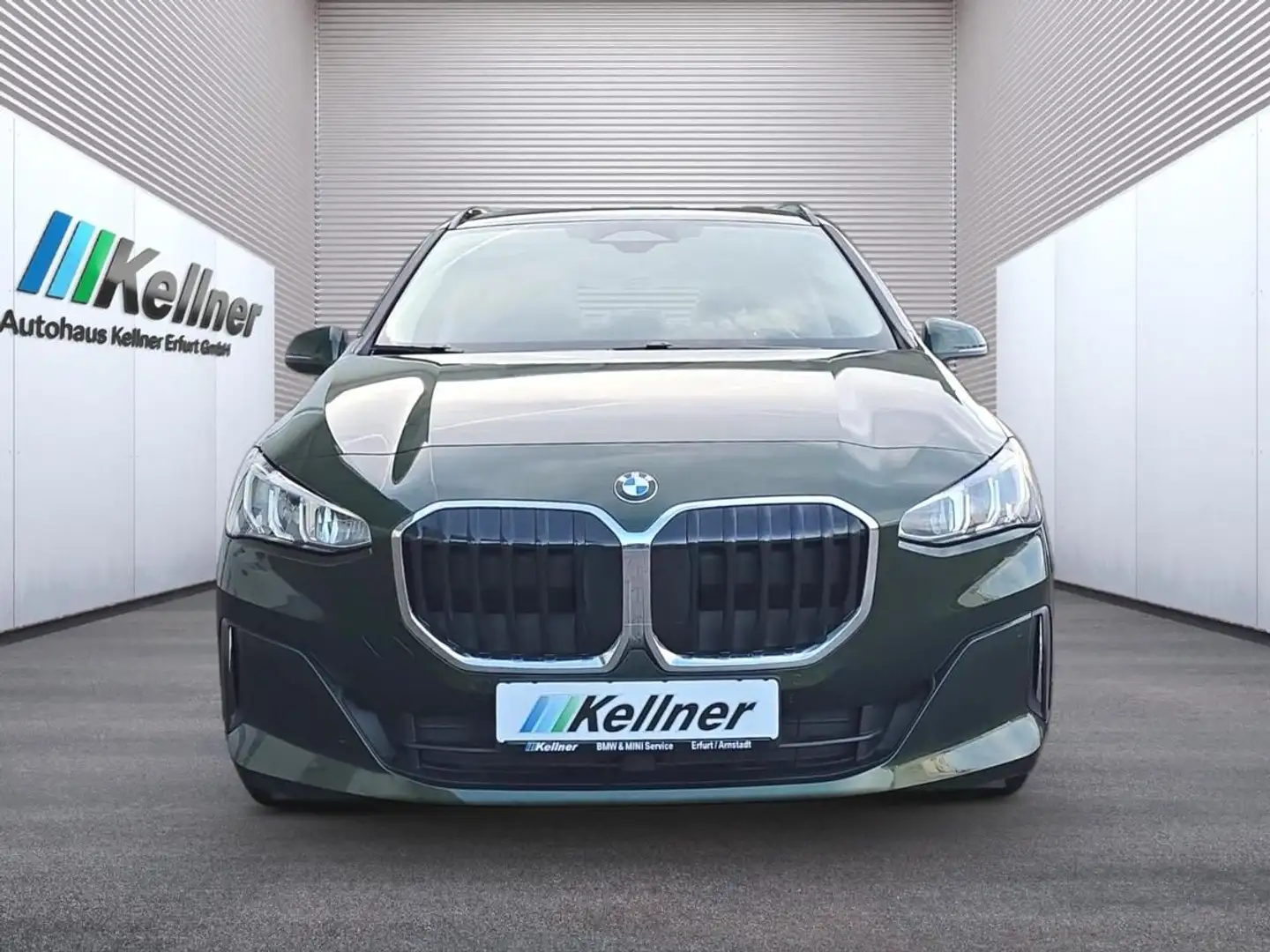BMW 218 i AHK+Pano+DAB+R-Kamera+Massa Grün - 1