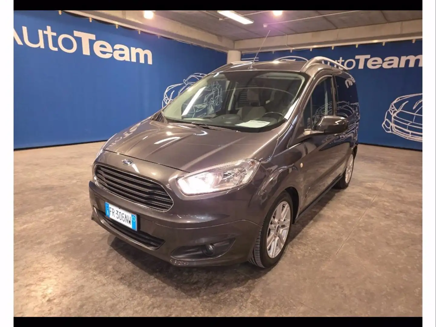 Ford Tourneo Courier 1.5 tdci 75cv titanium e6 Gris - 1
