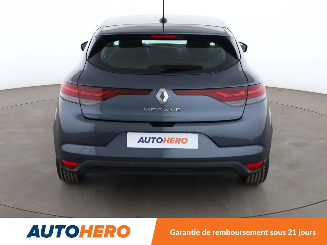 Renault Megane Berline — photo 5