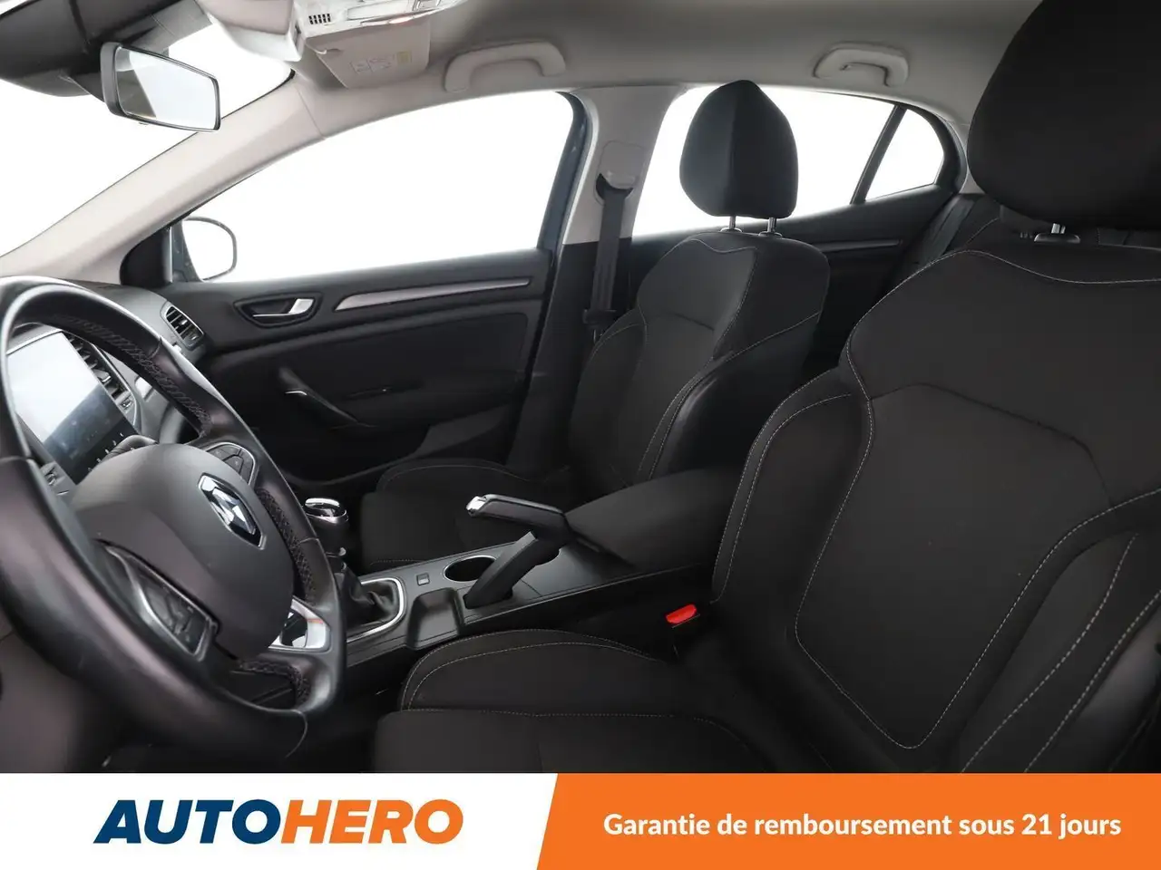 Renault Megane Berline — photo 10