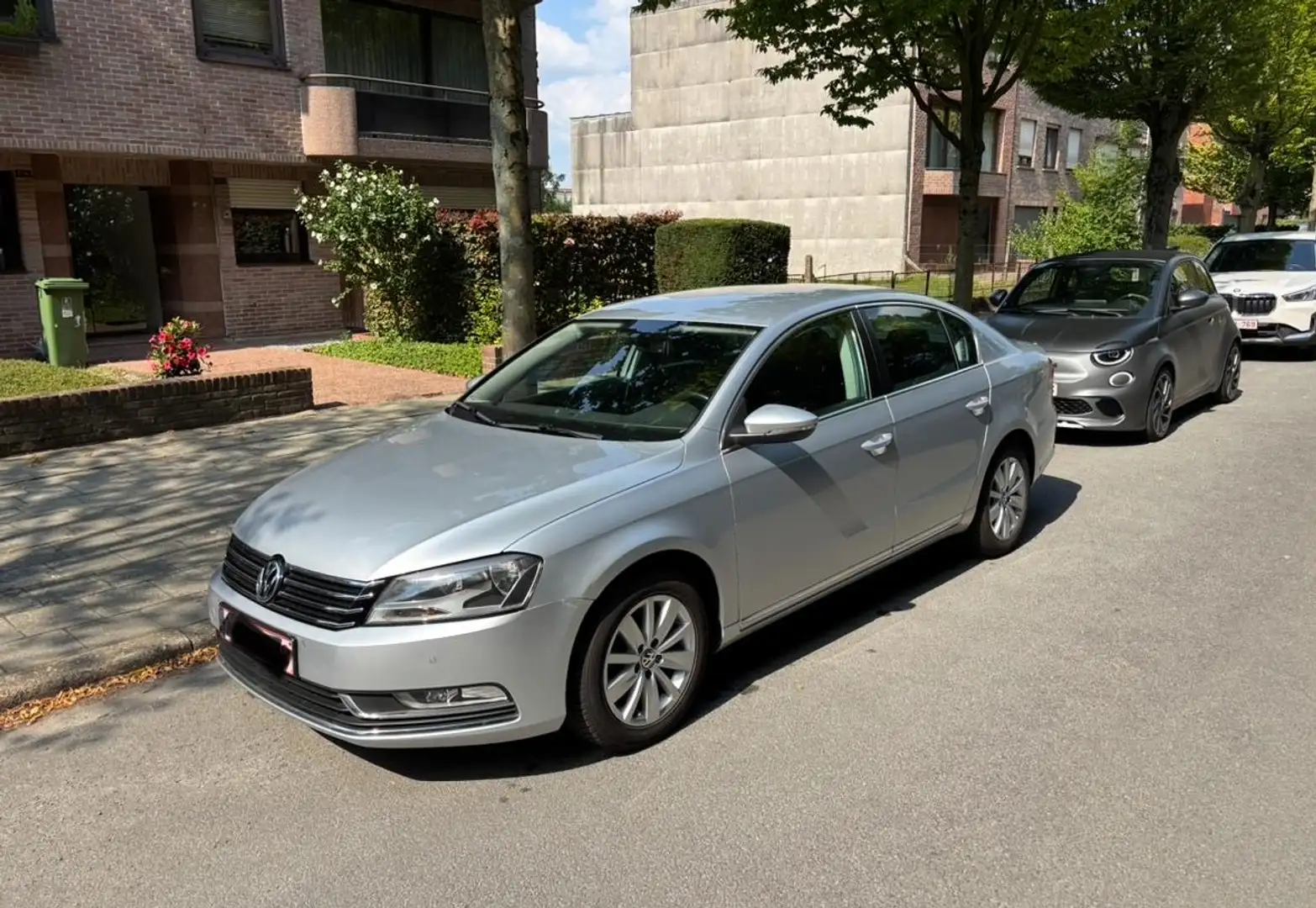 Volkswagen Passat 1.6 TDI BlueMotion Comfortline 6 versnellingen - 1