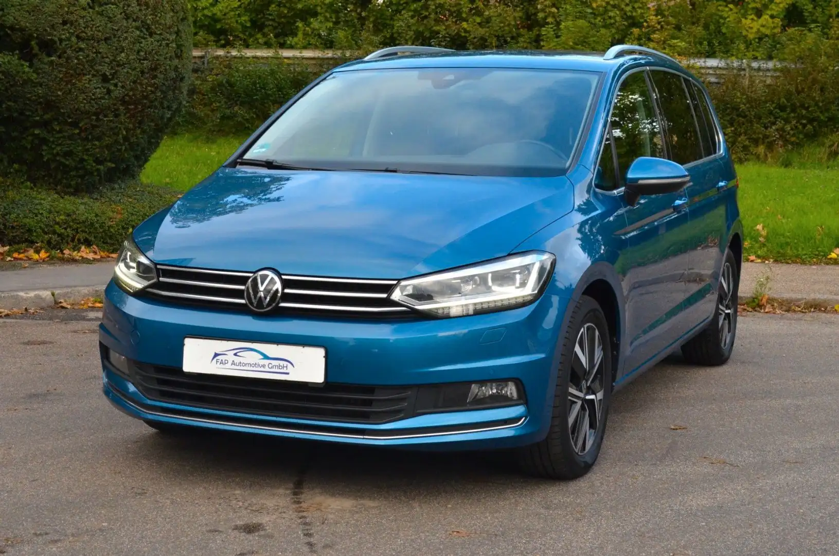 Volkswagen Touran Highline BMT/Start-Stopp TOP Zustand Blau - 1