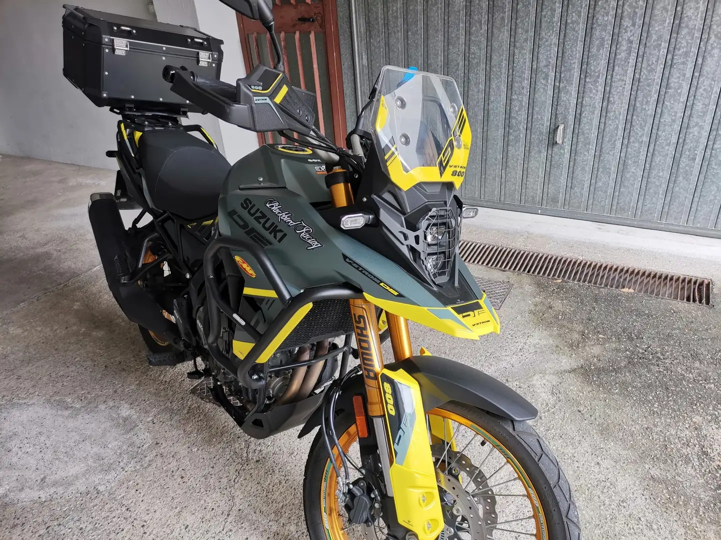 Suzuki V-Strom 800DE Verde - 2