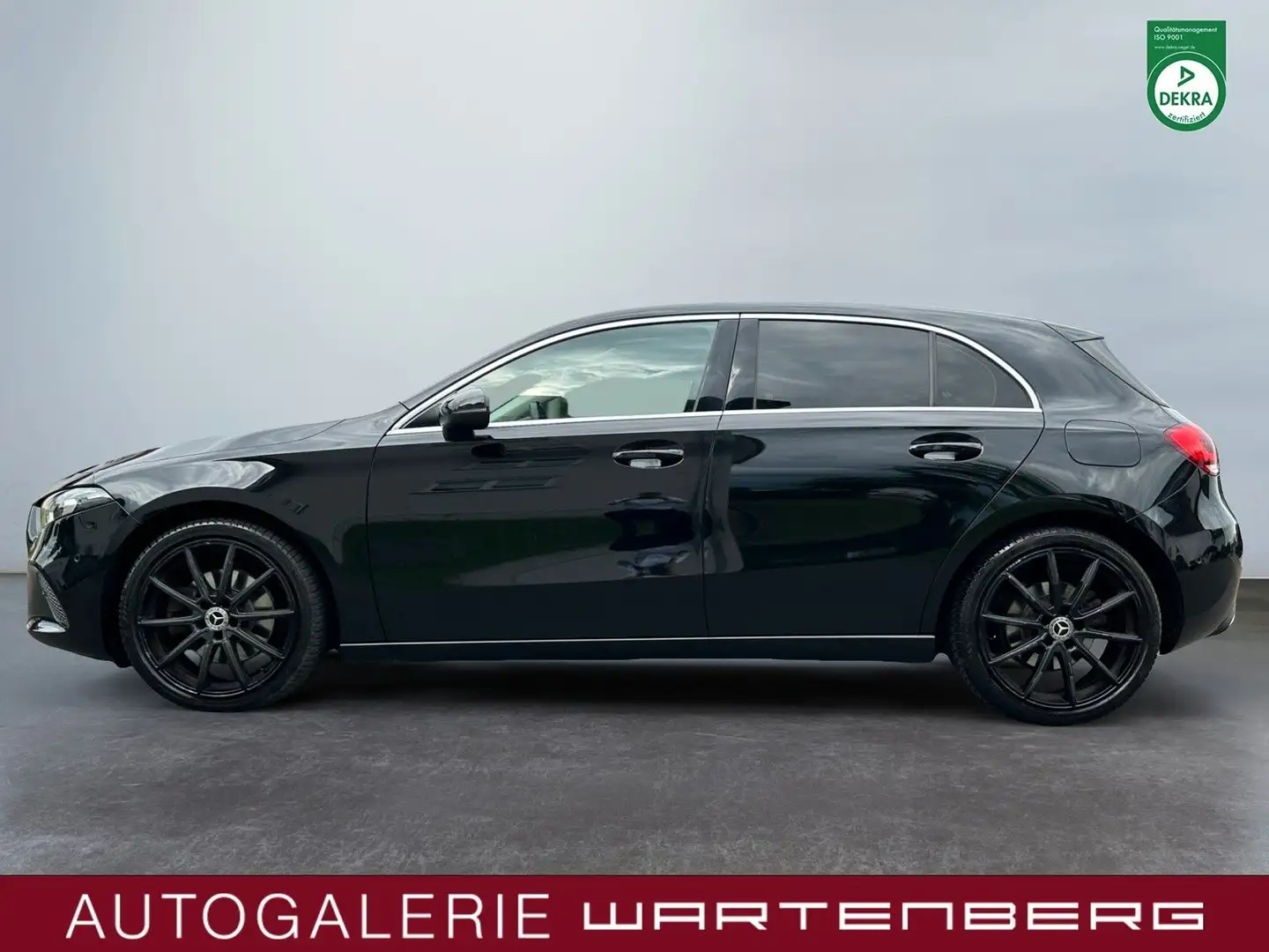 Mercedes-Benz A 220 Progressive/NAVI PREMIUM/LED/SHZ/DAB/GRA/ Noir - 2