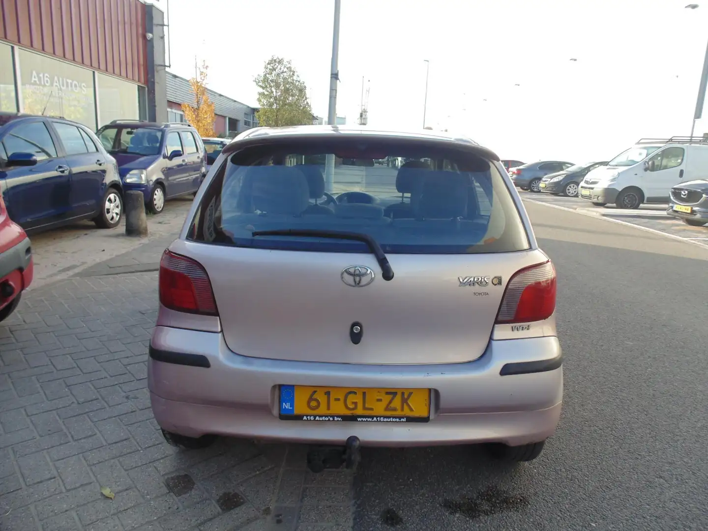 Toyota Yaris 1.3-16V VVT-i Sol Beige - 2