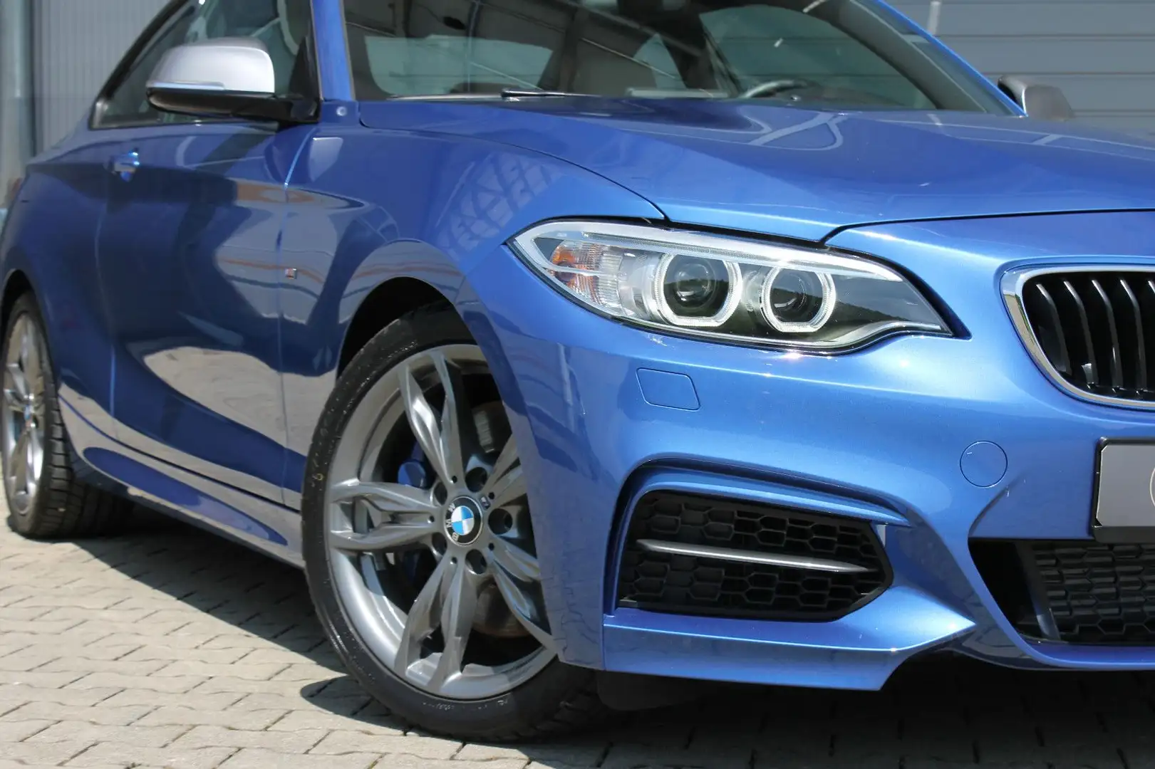 BMW 235 Coupé*Schalter*Deutsch*2.Hand*Leder*Navi Blauw - 2