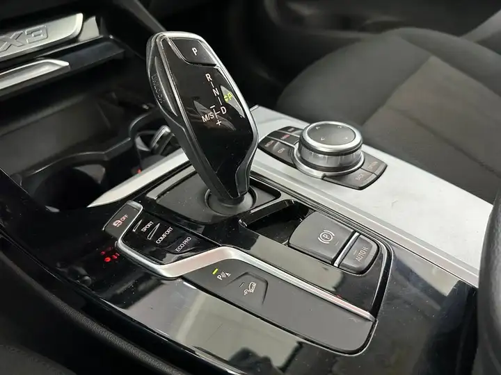 BMW X3 2019, foto 24