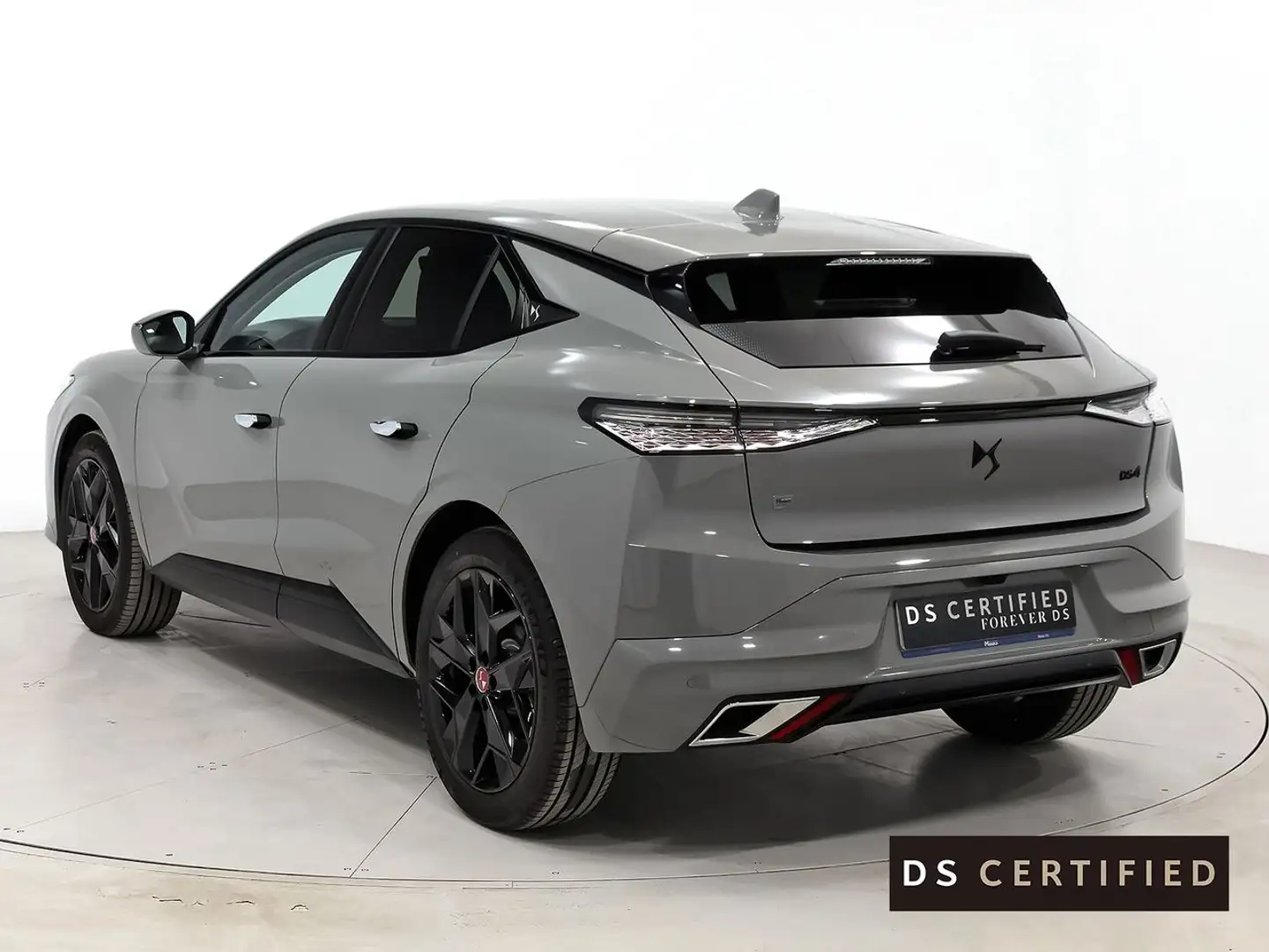 DS Automobiles DS 4 1.2 PureTech Performance Line Aut. 130 Gris - 2
