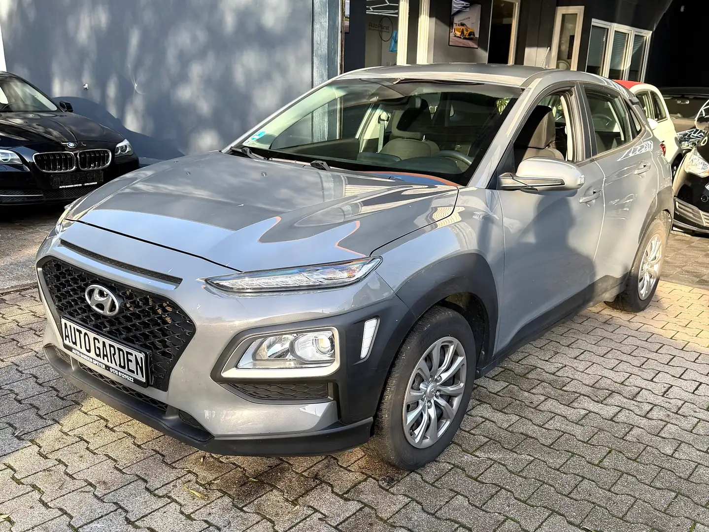 Hyundai KONA Pure 2WD Grau - 1