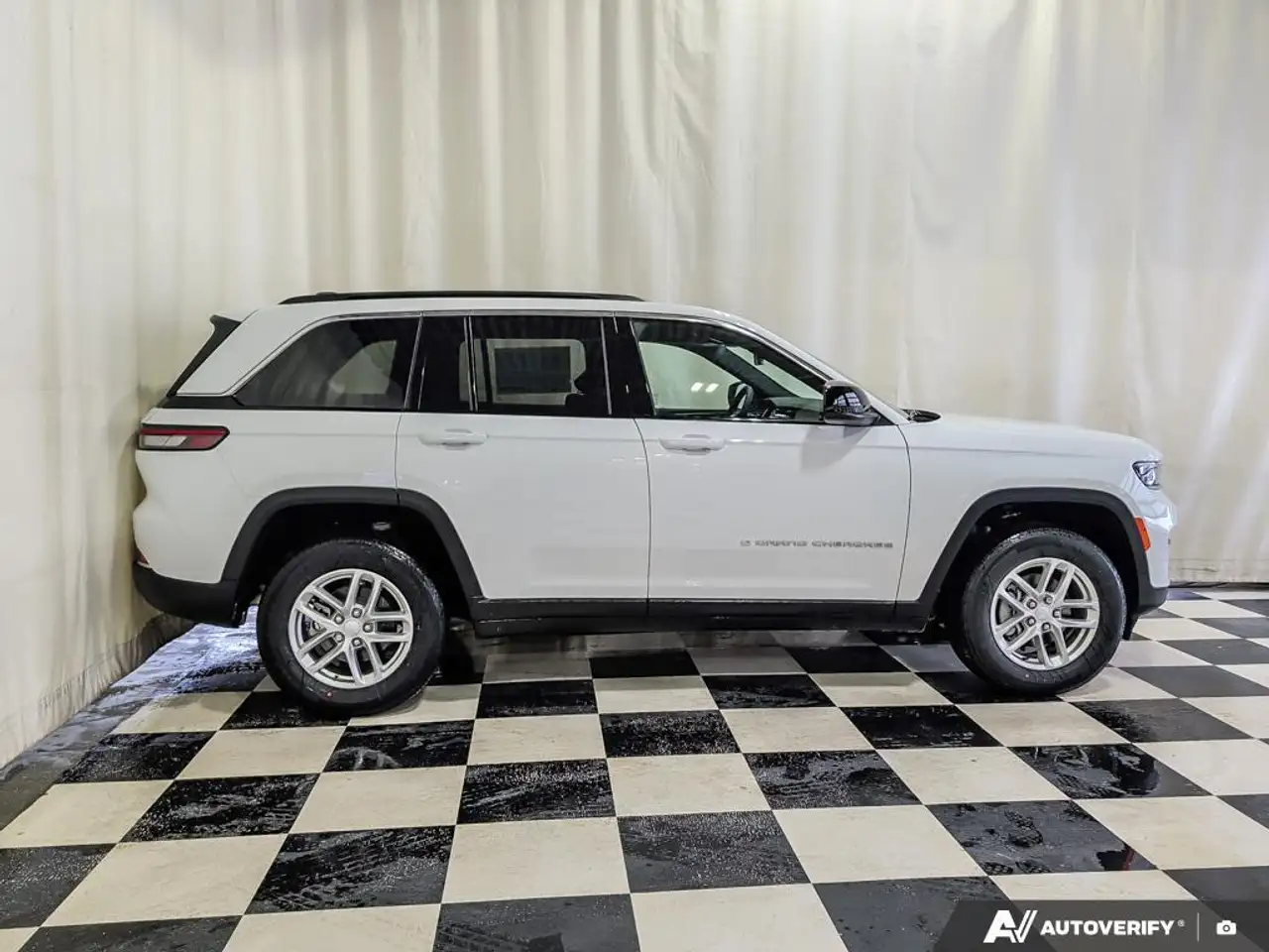 Jeep Grand Cherokee fotografie Jeep Grand Cherokee