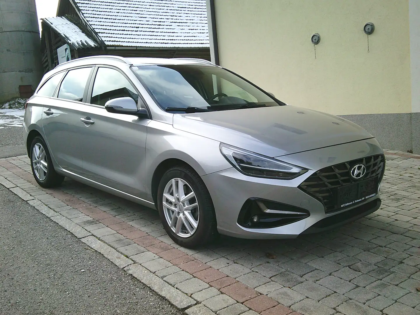 Hyundai i30 Select Mild-Hybrid Grau - 1